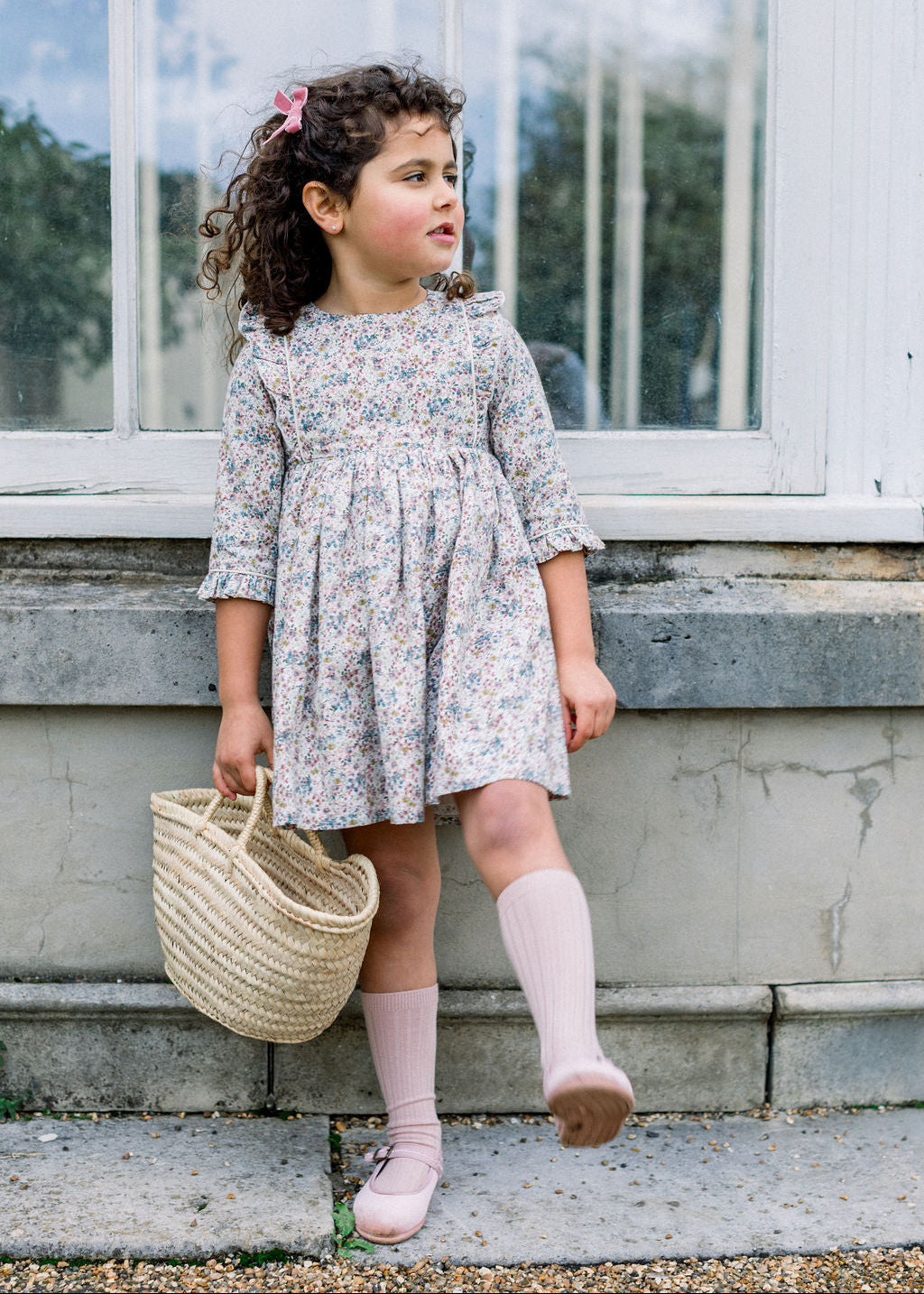 Basic Ribbed Knee High Socks