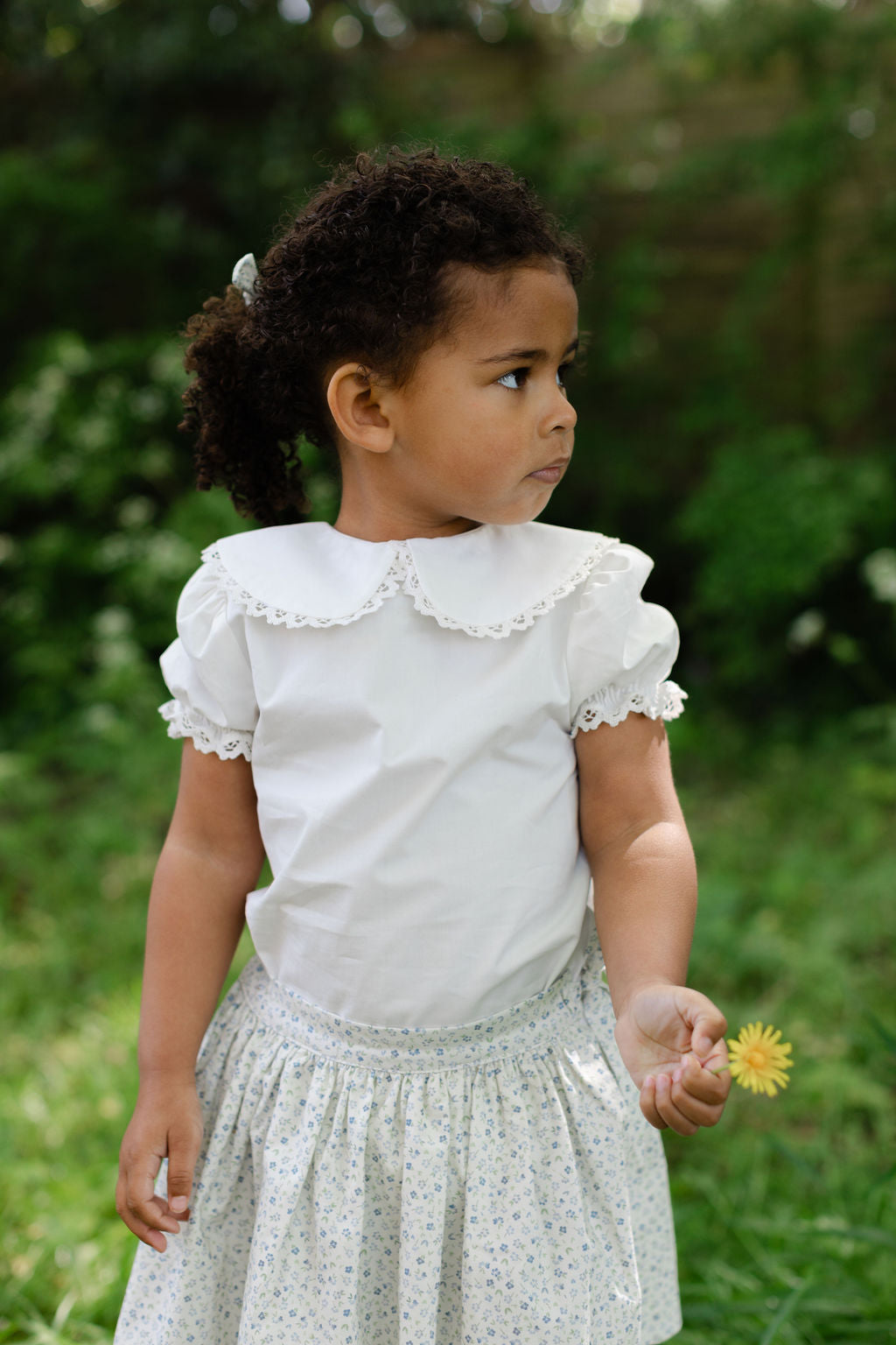 Skirt with bow