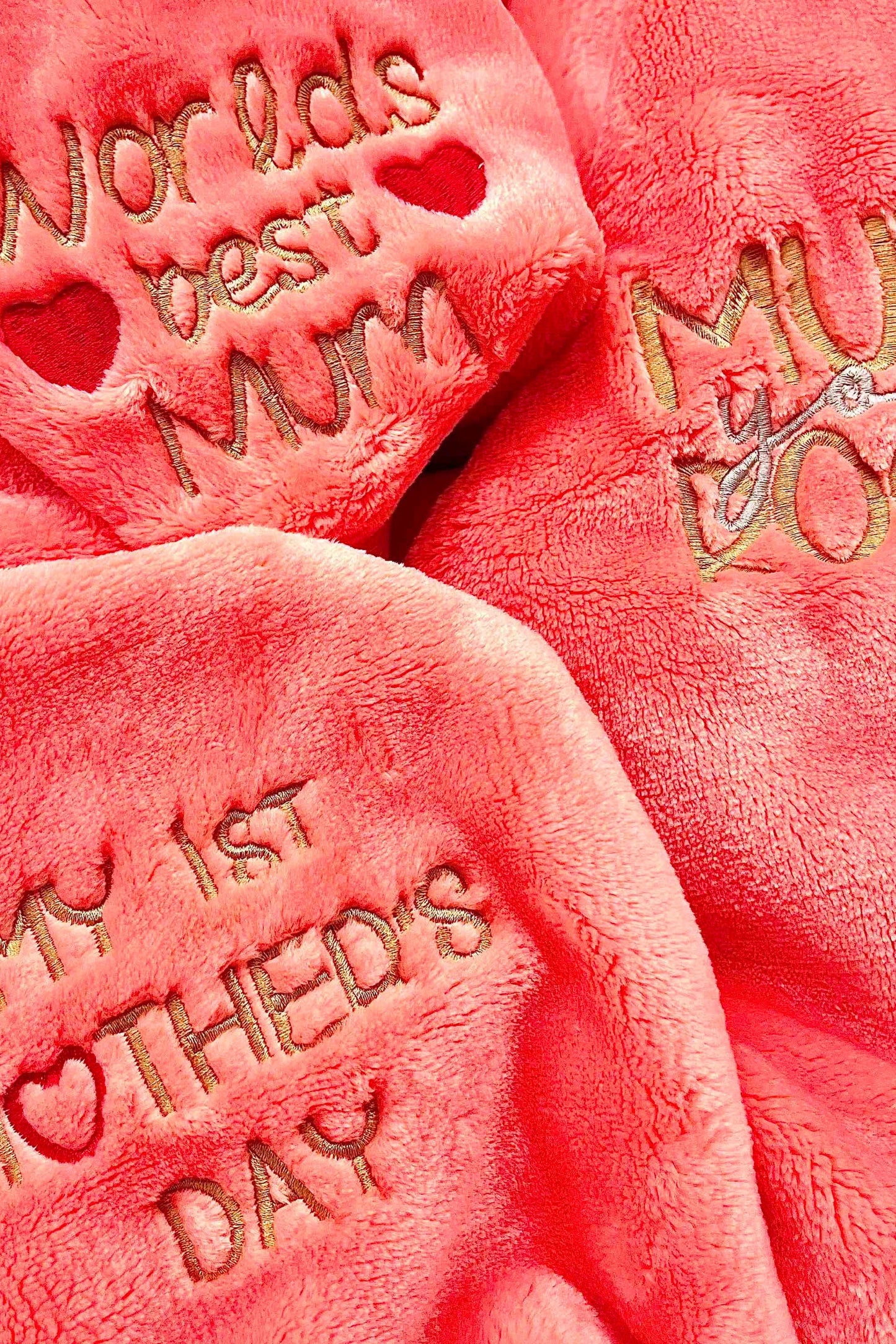 Mother’s Day Personalised Microfibre Sofa Blanket Throw for Mum/Mummy – Custom Name Embroidered – Super Soft Luxury Cozy Couch & Bed Throw – Gift Boxed in Tissue Paper – Perfect Mum/New Mum/Nana Gift – 120x160cm, 460gsm – Machine Washable – Made in UK