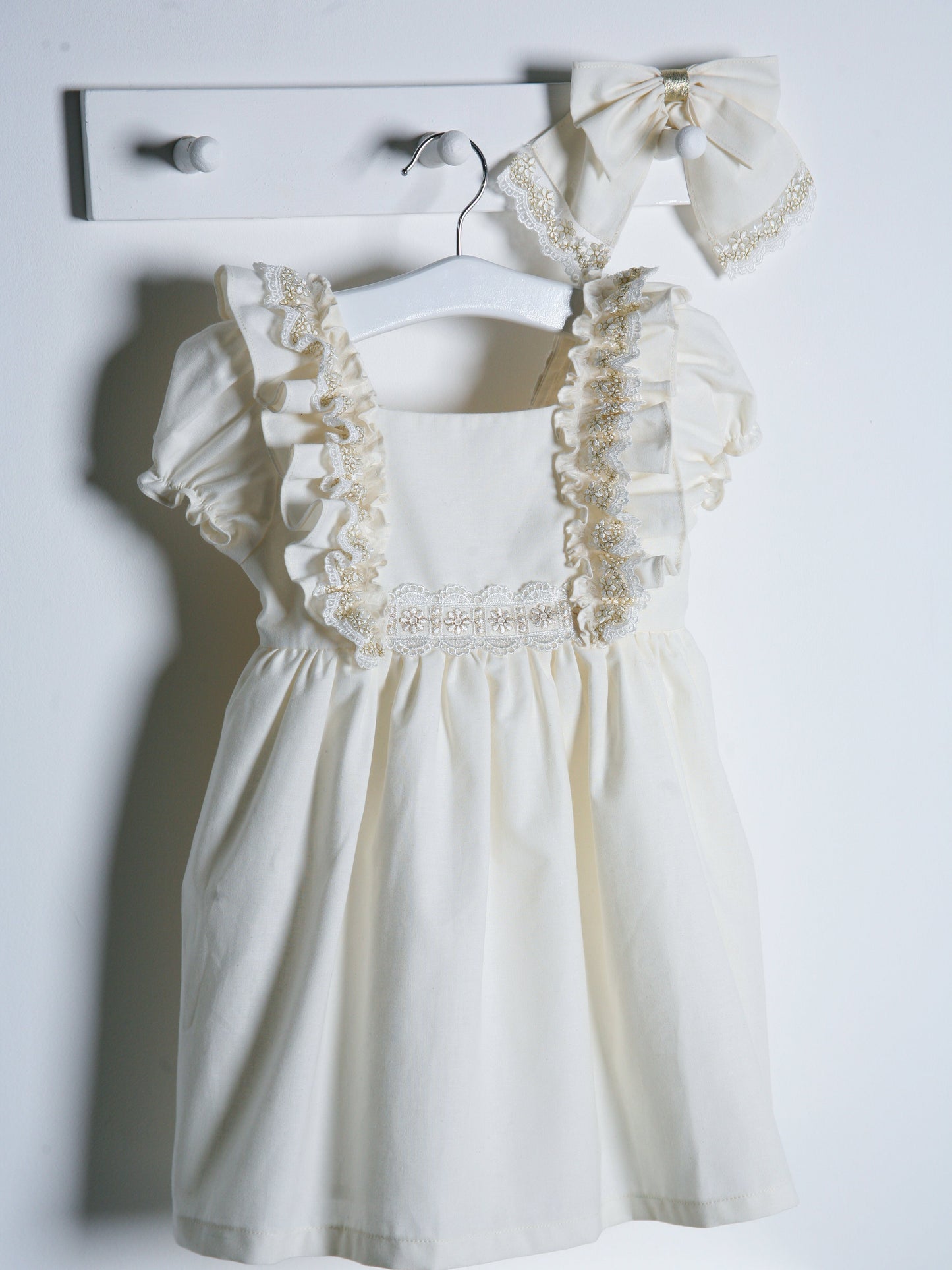 Rose & Albert Premium Collection Ivory Hairclip - Rose & Albert