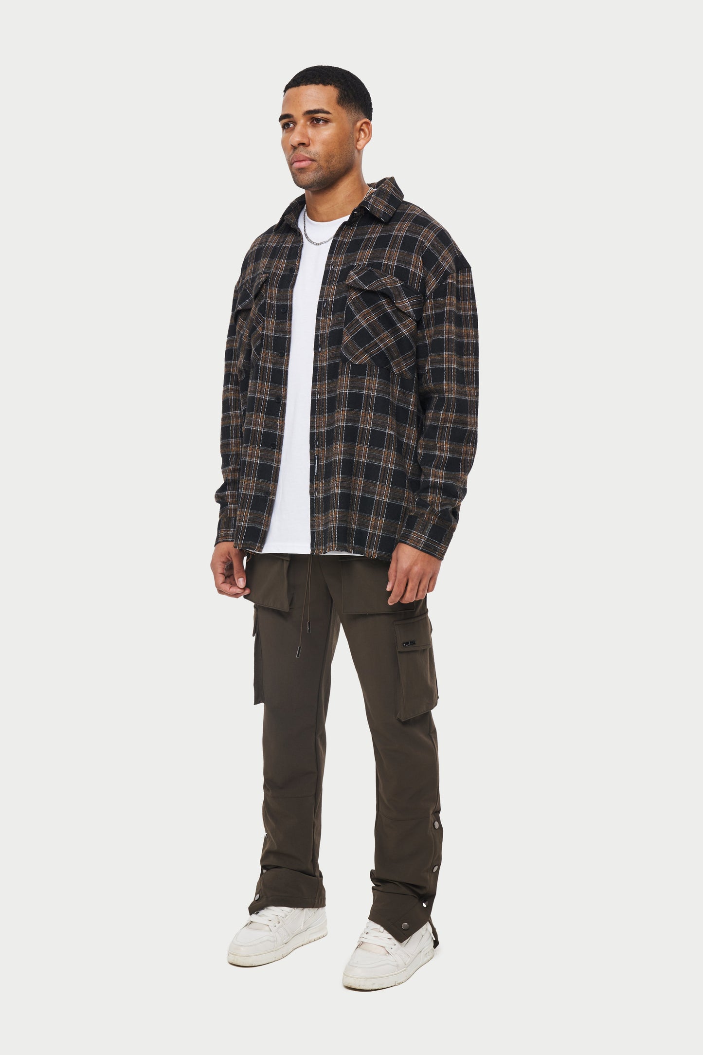 TECHNICAL STRETCH POPPER DETAIL CARGO PANTS - MOCHA
