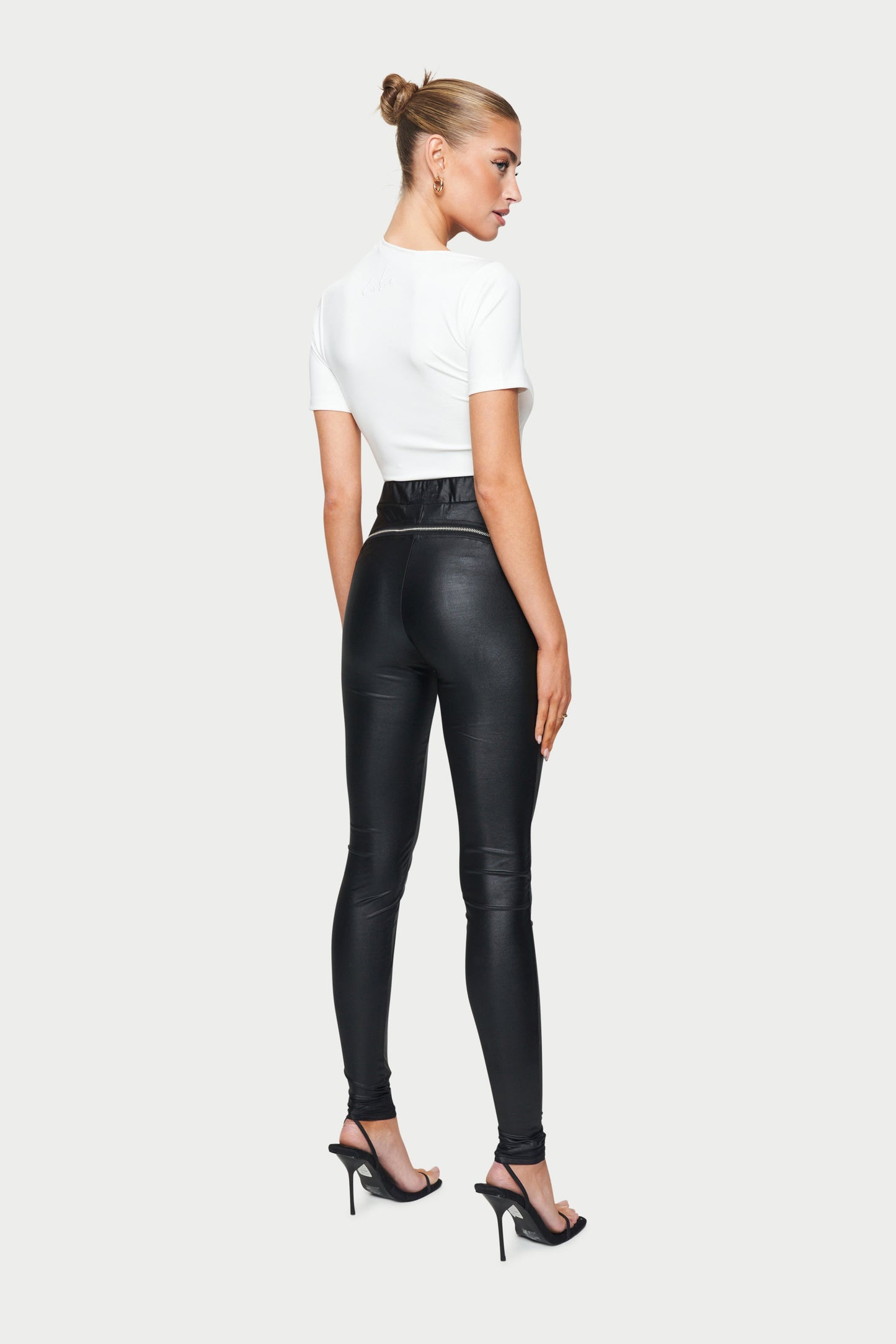 MESH PANELLED CUT OUT DETAIL TOP - OFFWHITE