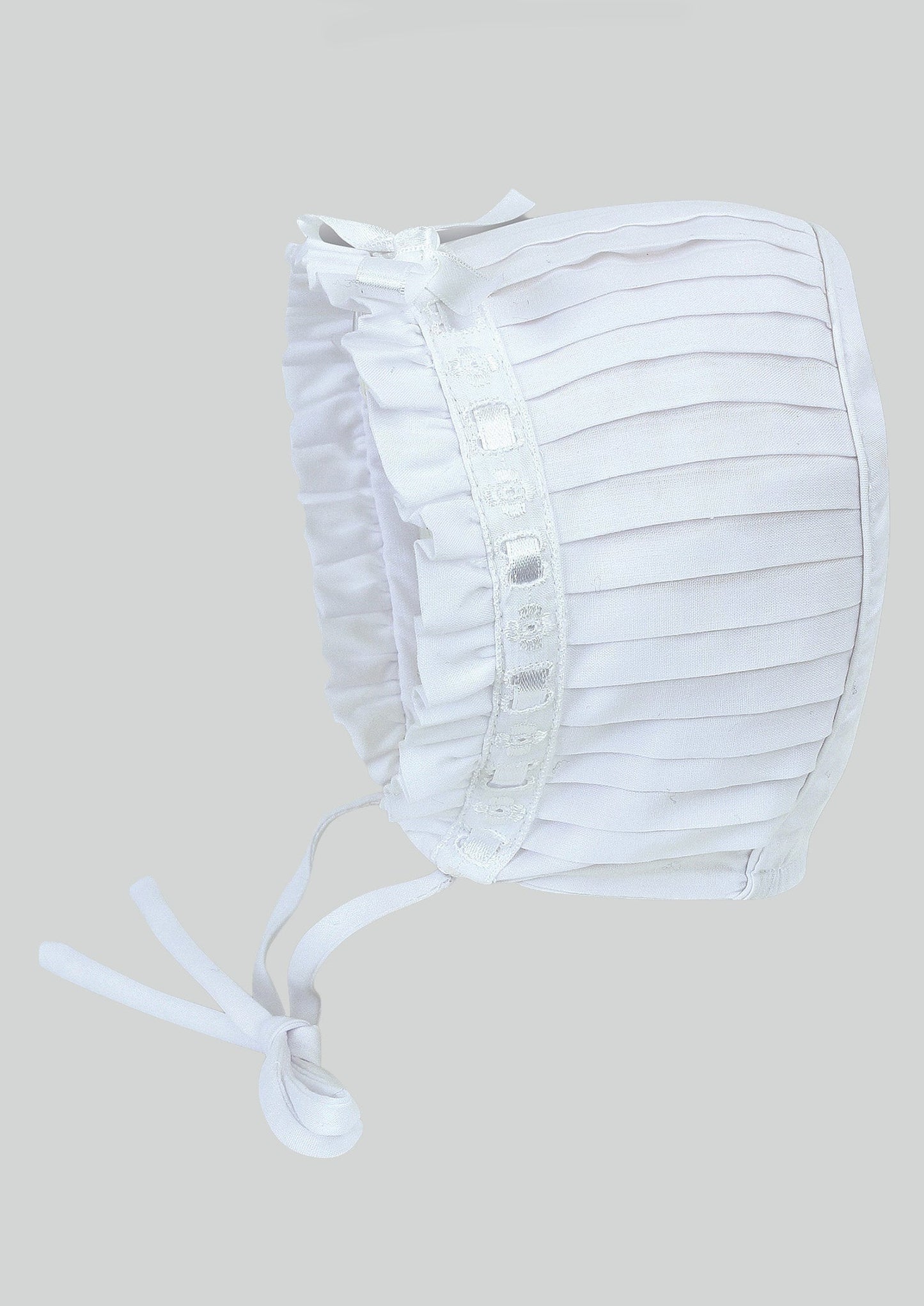 Sarah Louise Bonnet in White
