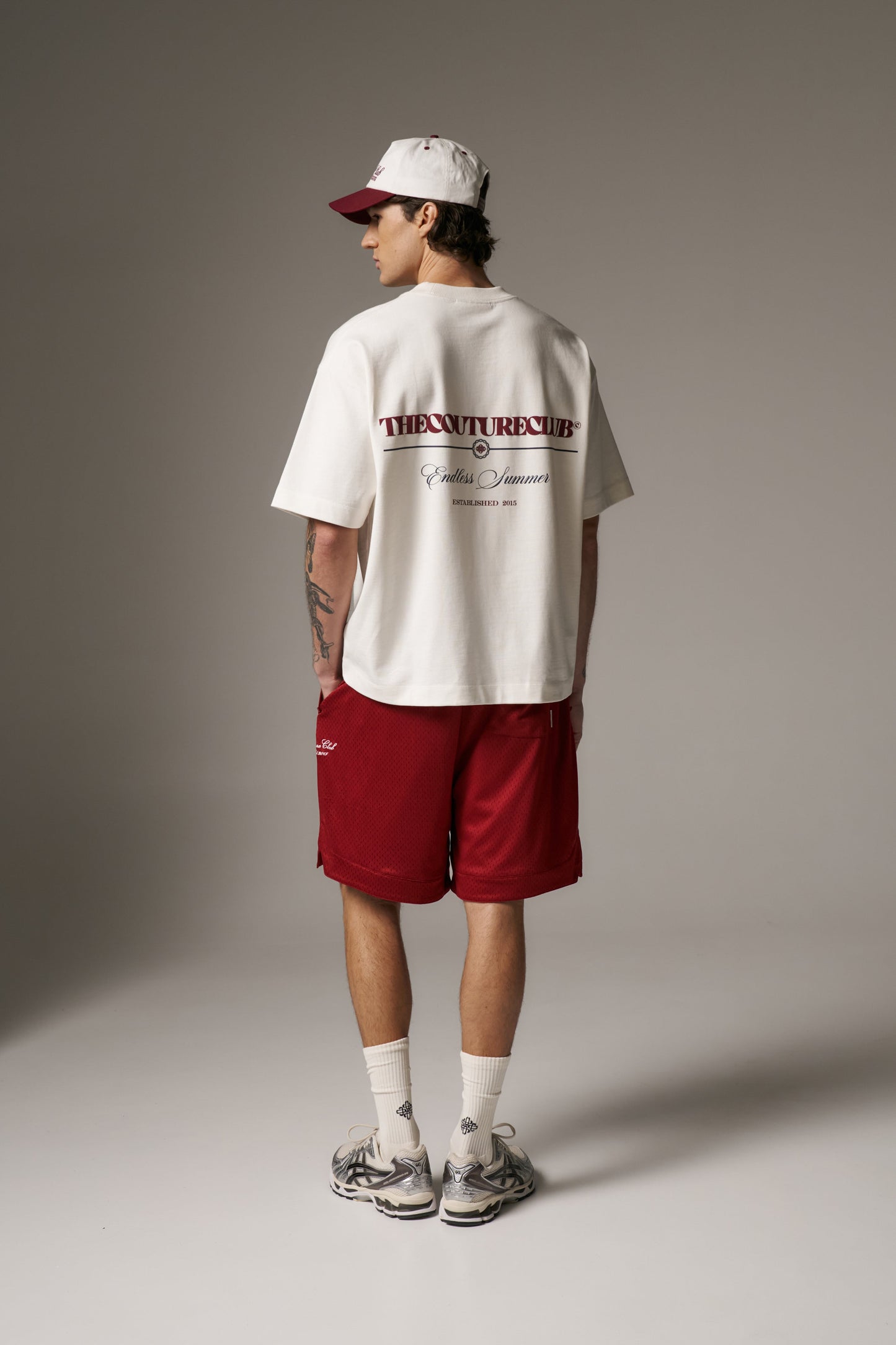 ENDLESS SUMMER GRAPHIC T-SHIRT - OFF WHITE