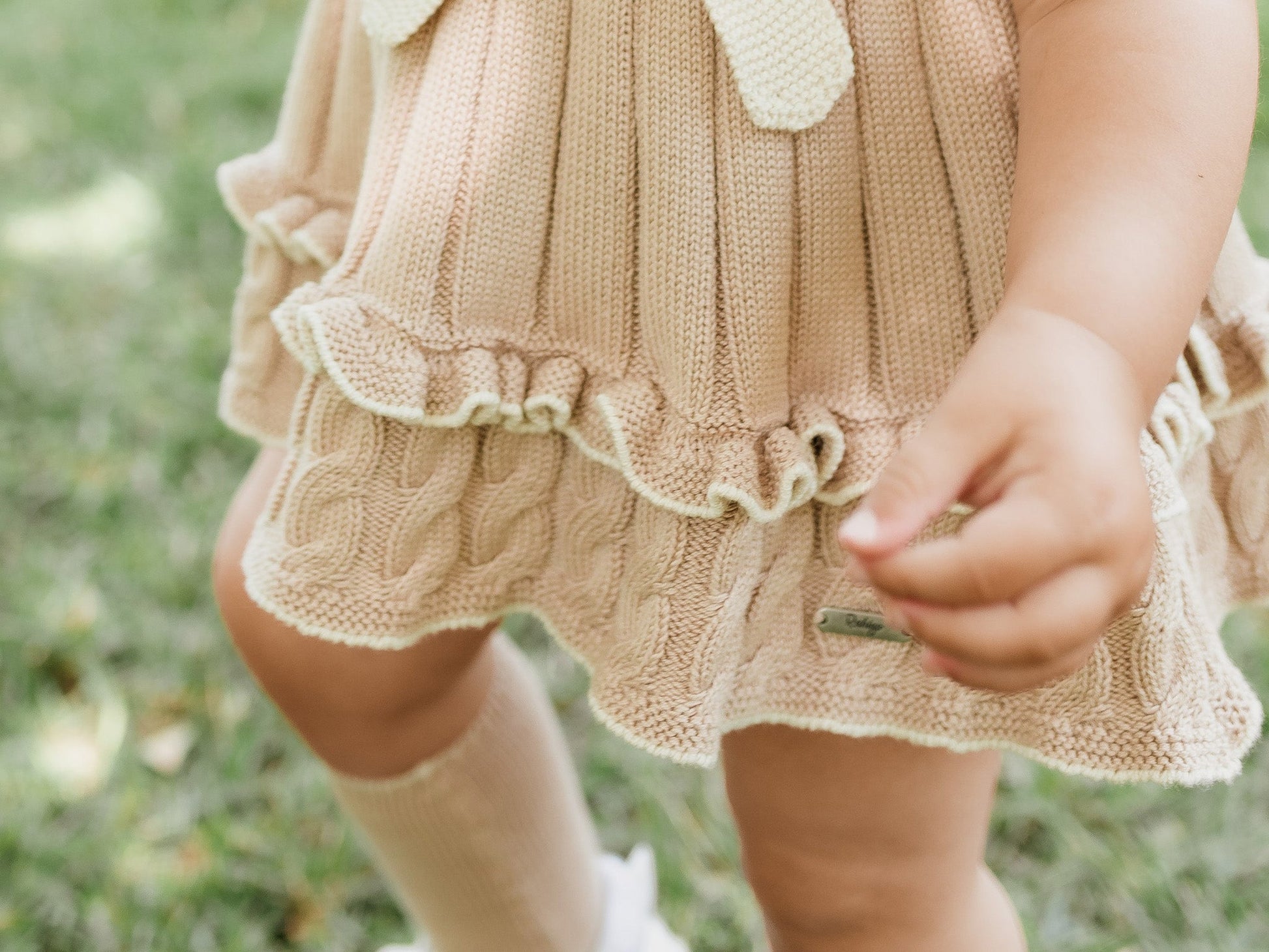 Rahigo Camel & Cream Bow Knitted Socks - Rose & Albert