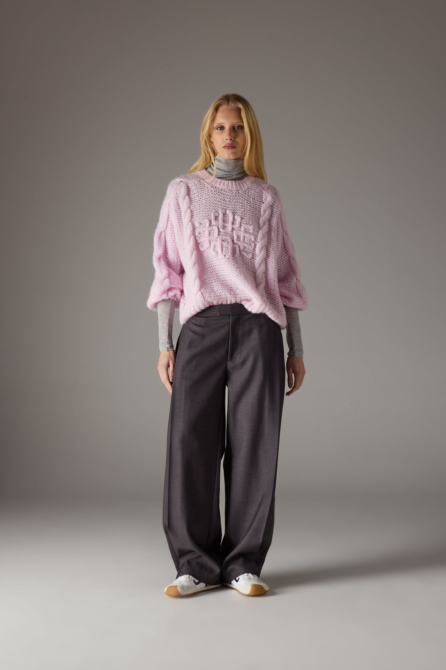 EMBLEM PLAITED OVERSIZED KNIT JUMPER - PINK