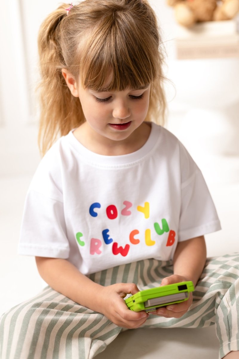 Cozy Crew Club 90's Colour Graphic Tee 100% Cotton