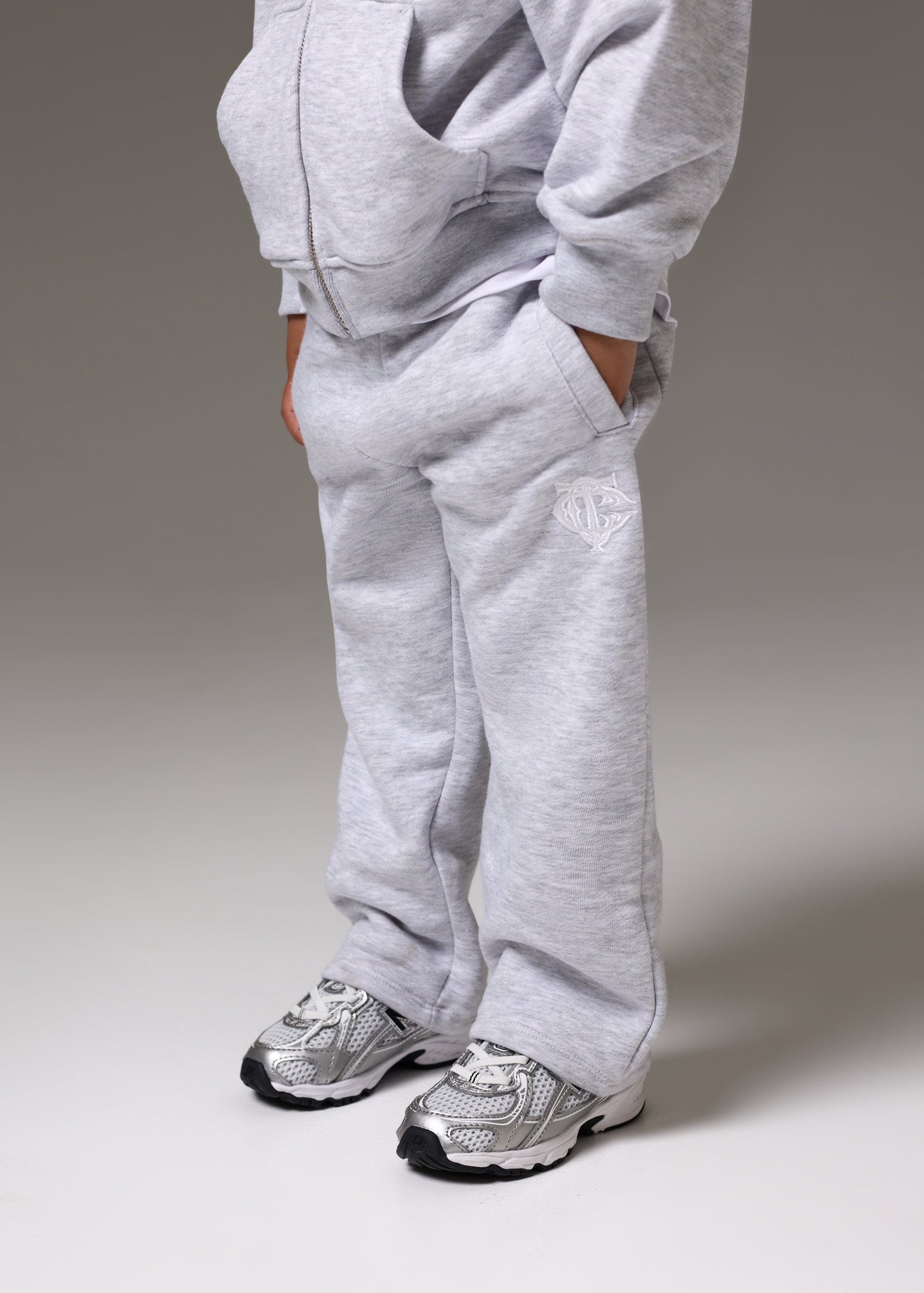 Kids Monogram Emblem Applique Joggers Marl in Grey