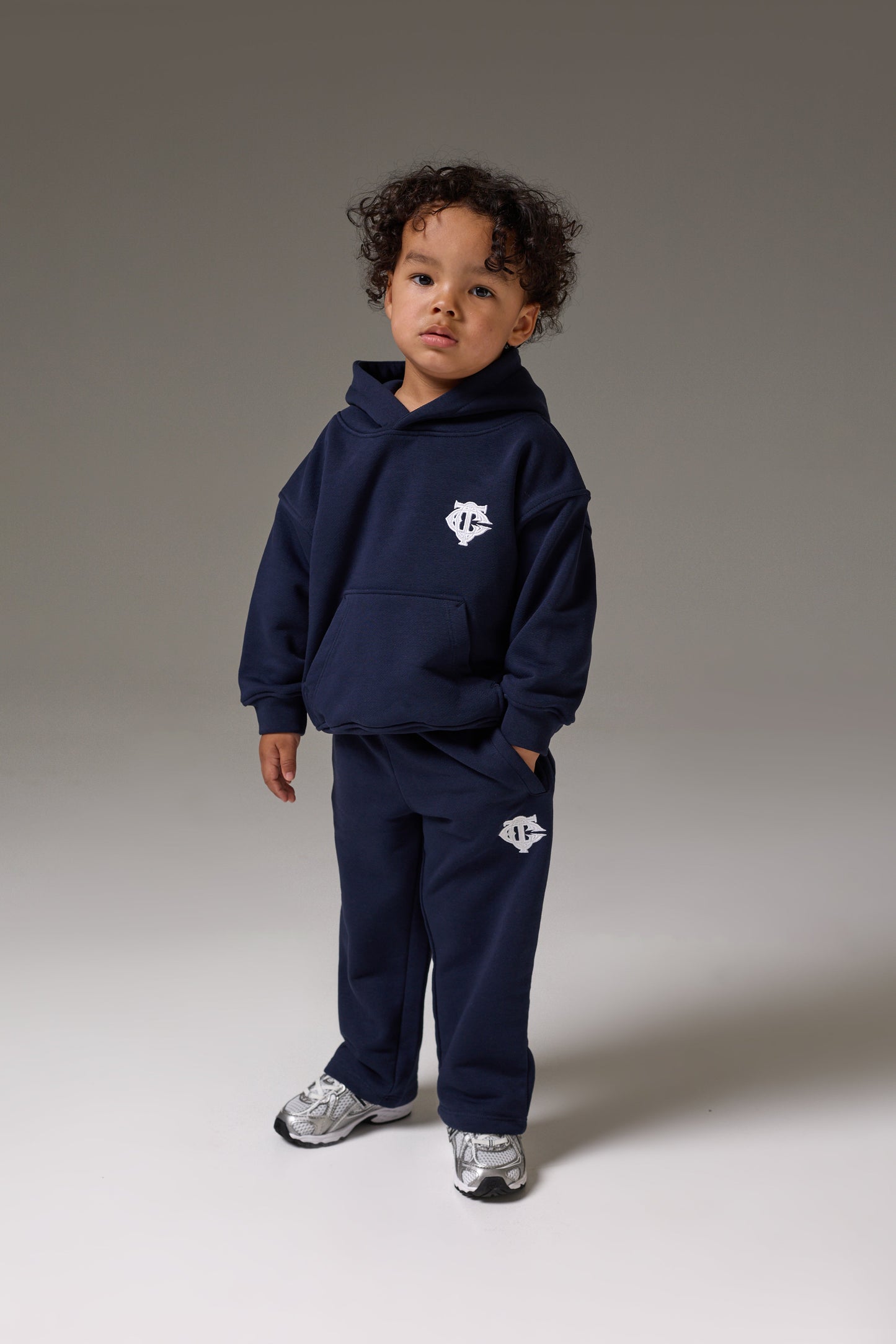 KIDS MONOGRAM EMBLEM APPLIQUE HOODIE - NAVY