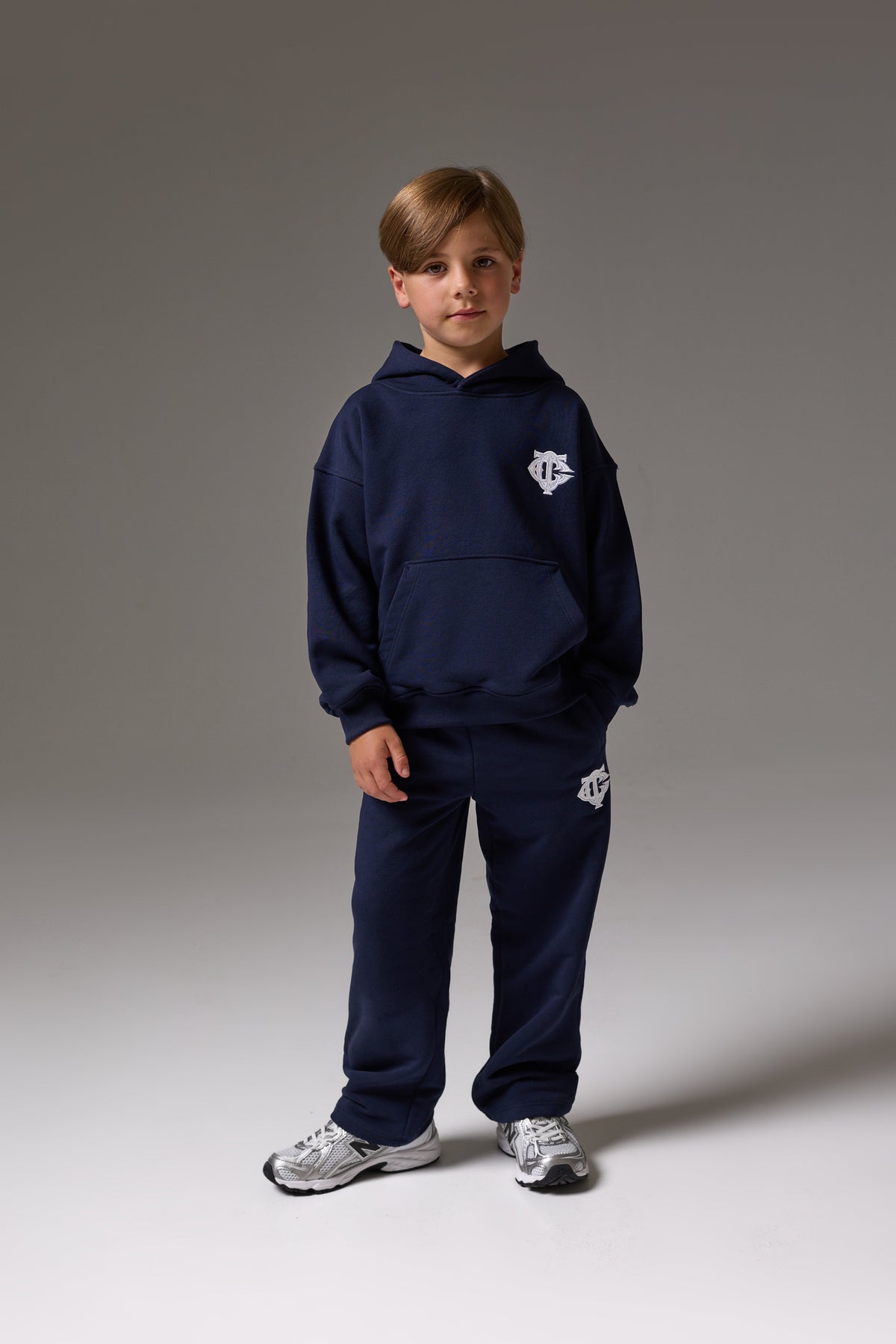 JUNIOR EMBLEM APPLIQUE JOGGERS - NAVY
