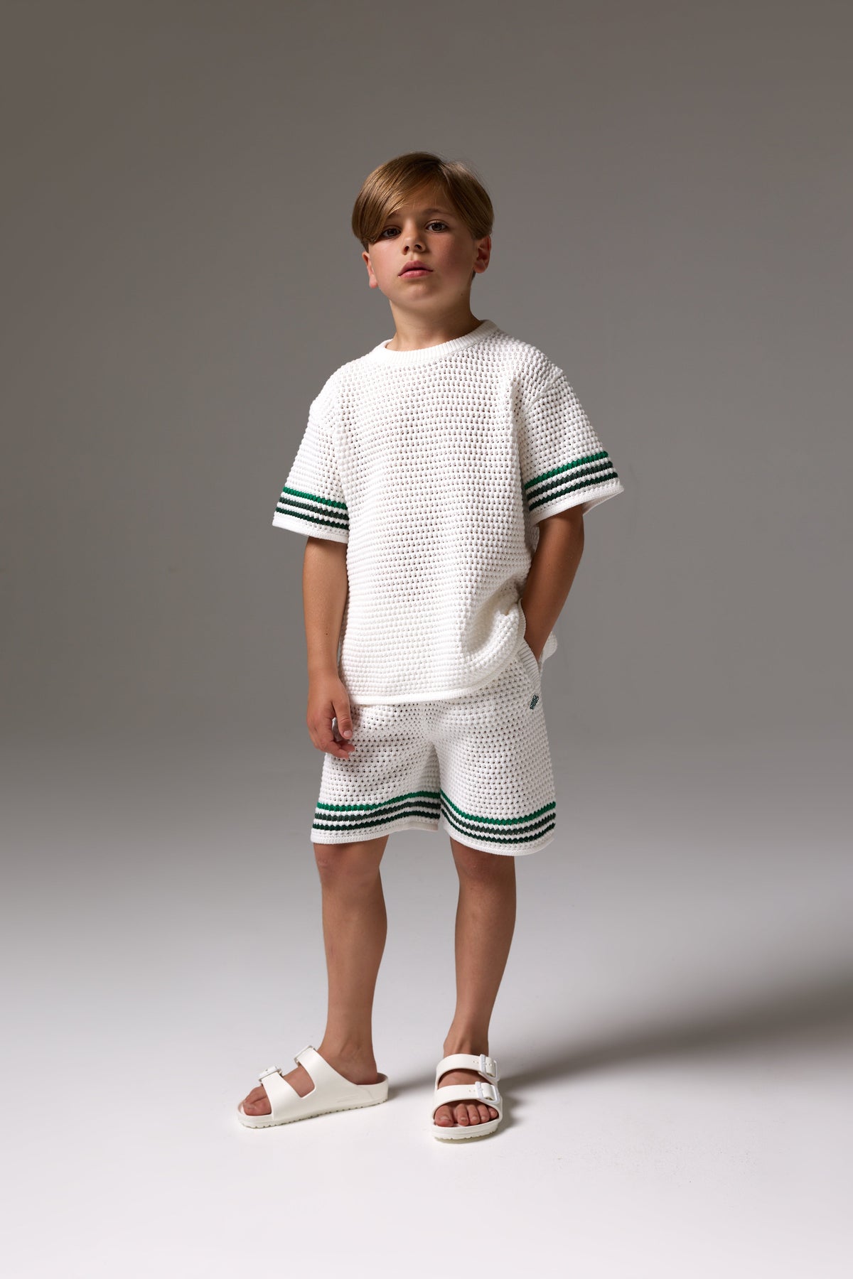 JUNIOR STRIPE CROCHET KNIT SHORTS - WHITE