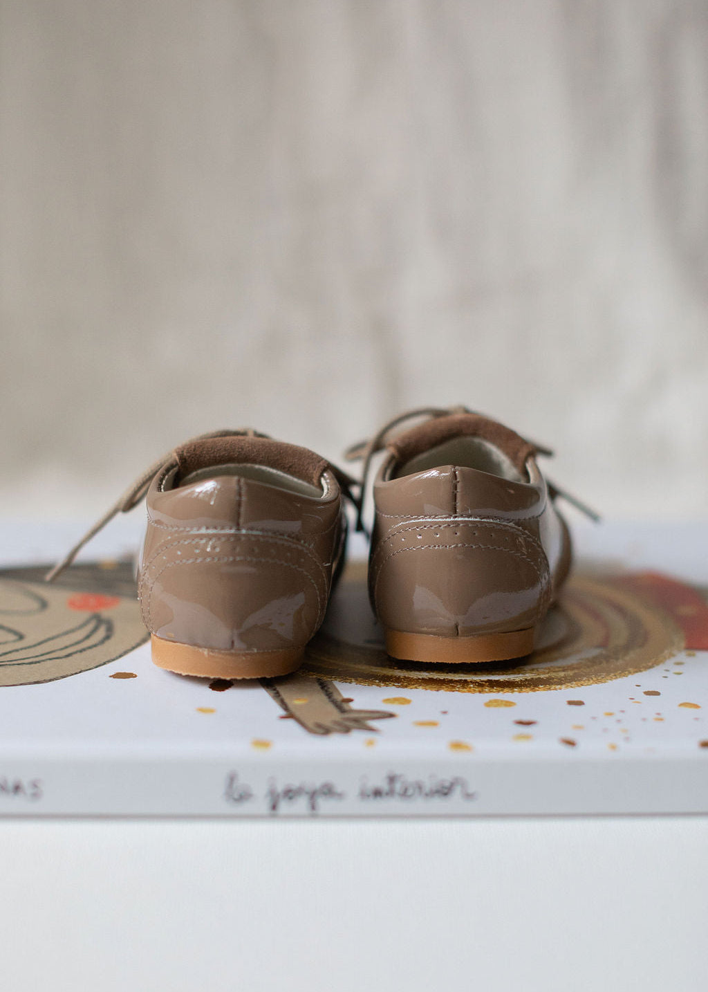 Fringe Shoes in Camel Brown