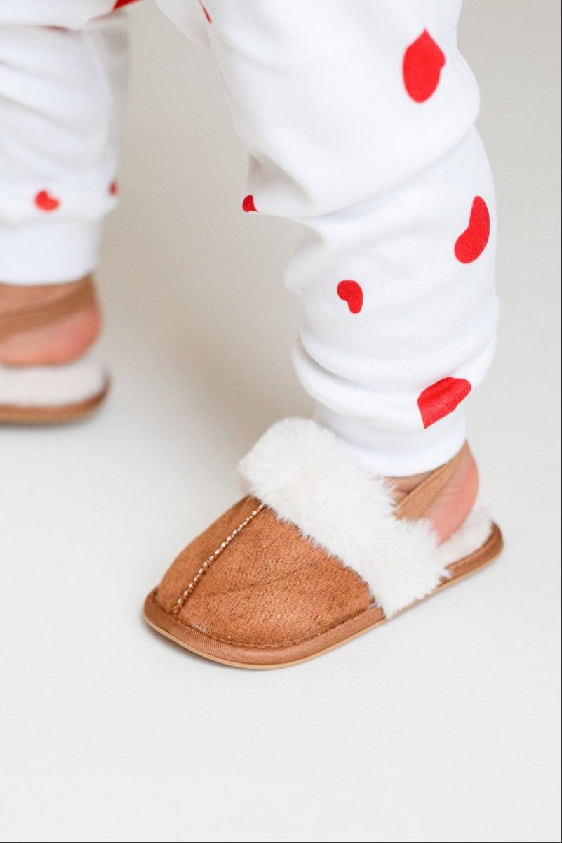The Fur Slippers Beige, Brown or Pink - Cozy Crew Club