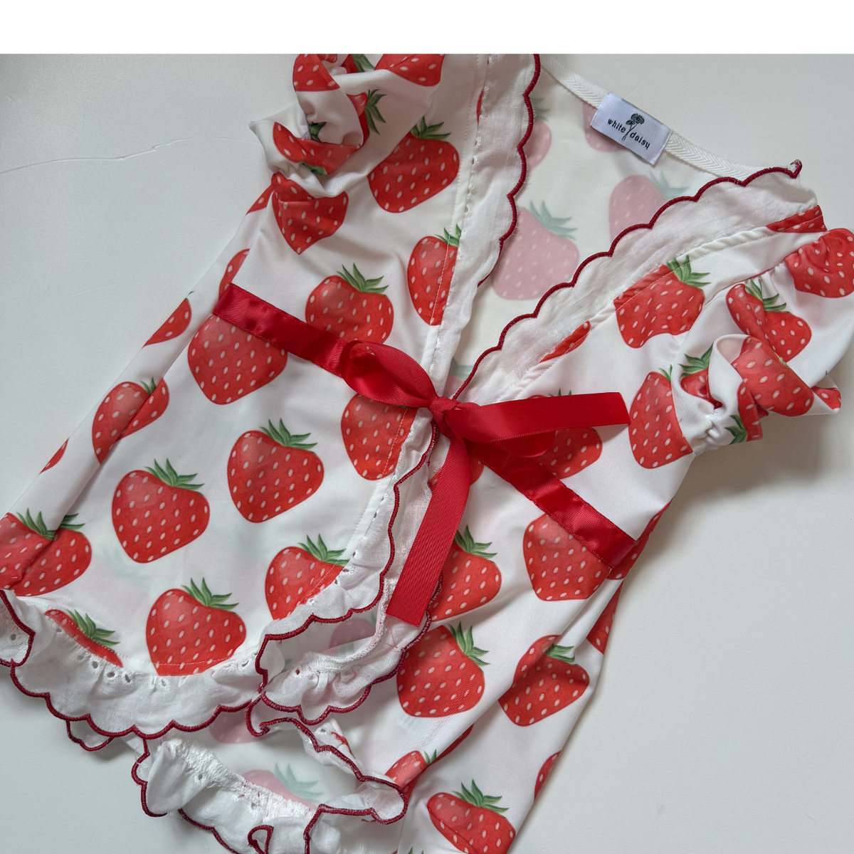 Strawberry Water Kaftan — White Daisy