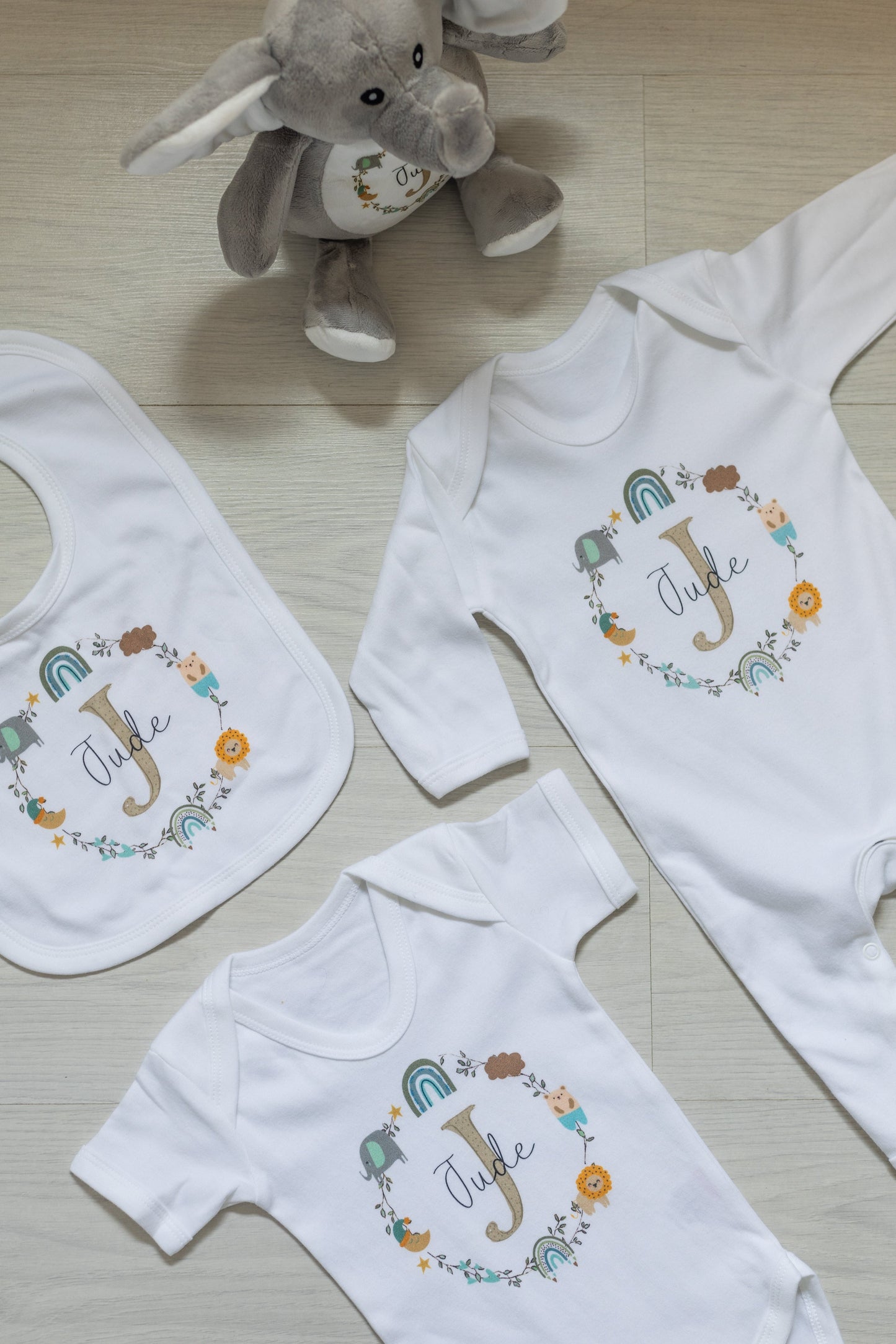 New Baby Gift Set - Blue Jungle Wreath Design