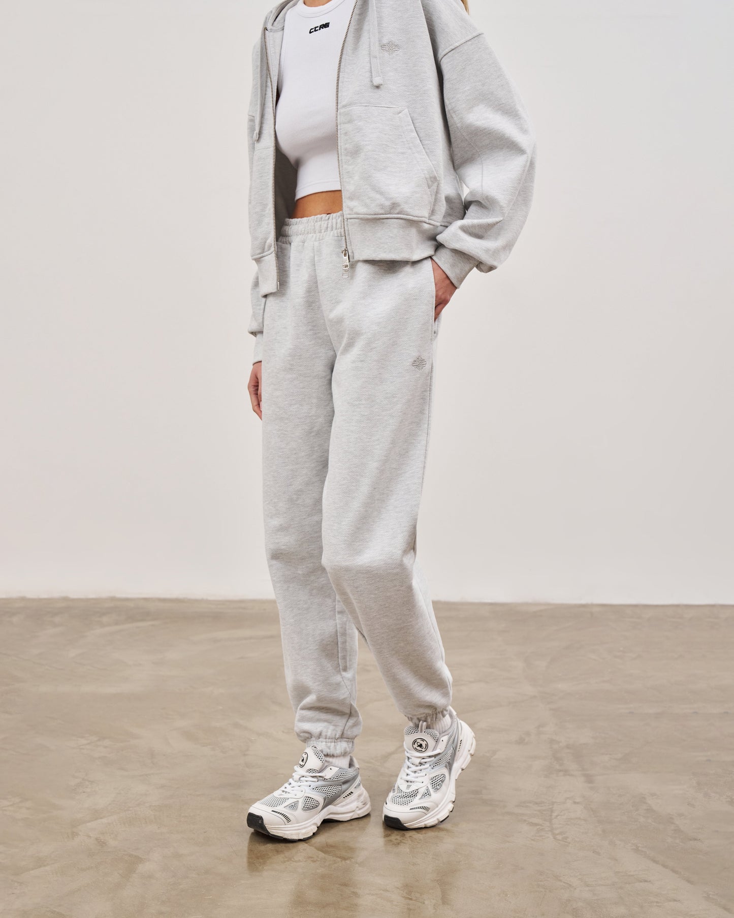 EMBLEM RELAXED JOGGERS - GREY MARL