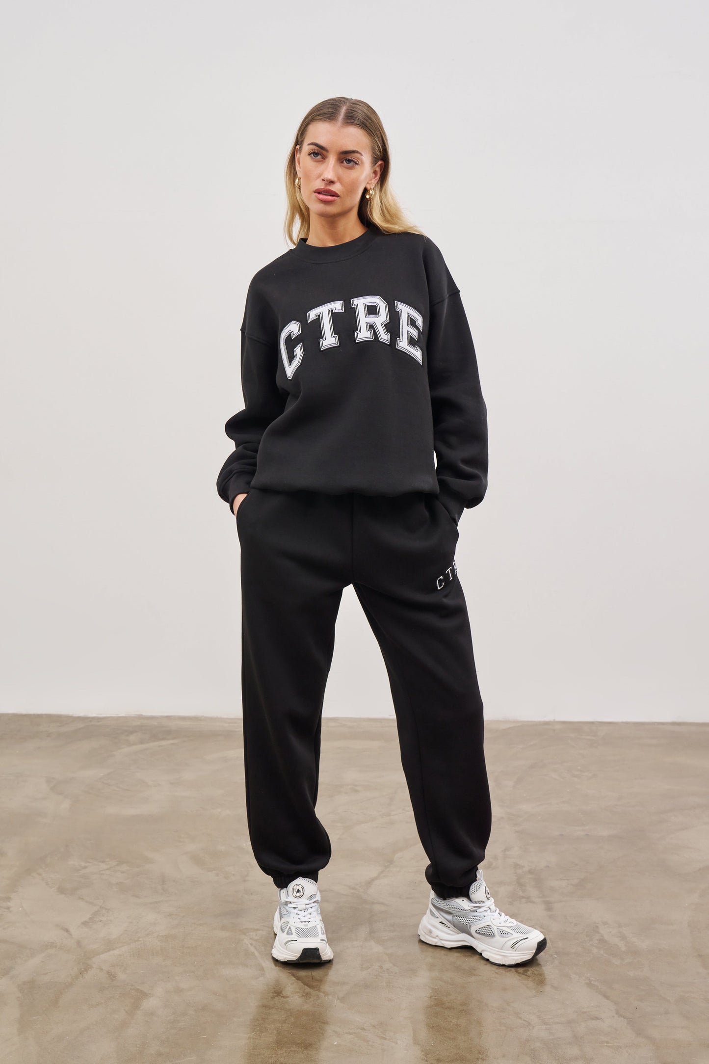 CTRE RELAXED JOGGERS - BLACK
