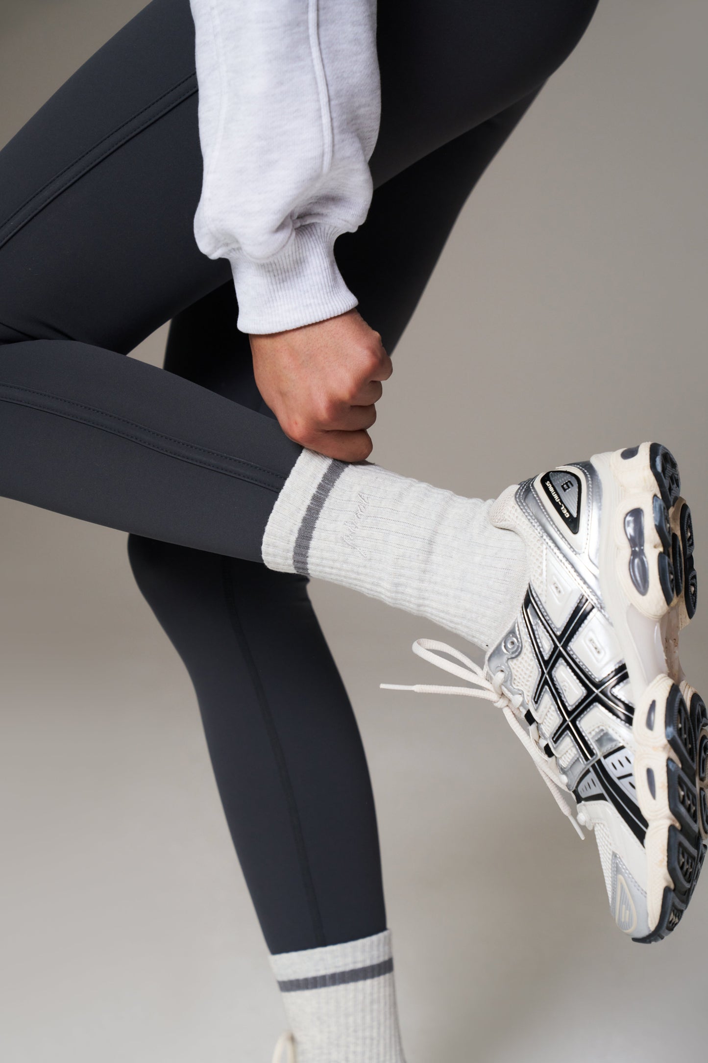 PILATES & PINOT GRIP SOCKS - GREY MARL