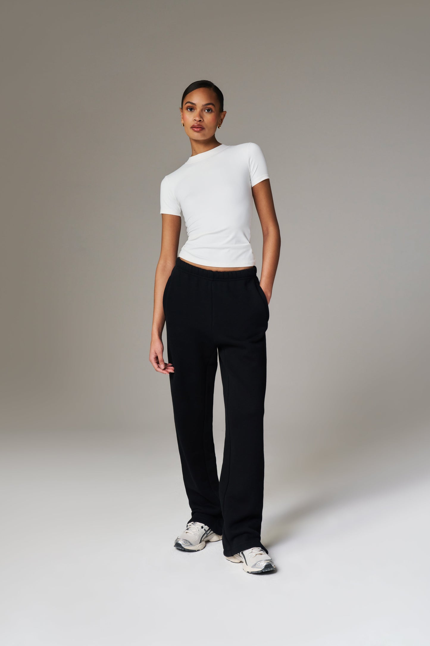 SCULPTING STRETCH EMBLEM BABY TEE - OFF WHITE