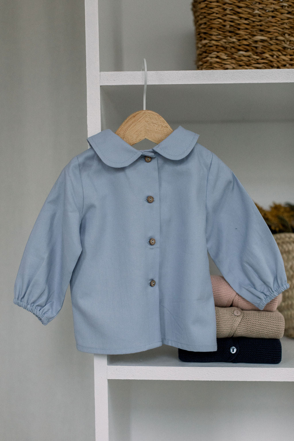 Peter Pan Shirt in Arctic Blue