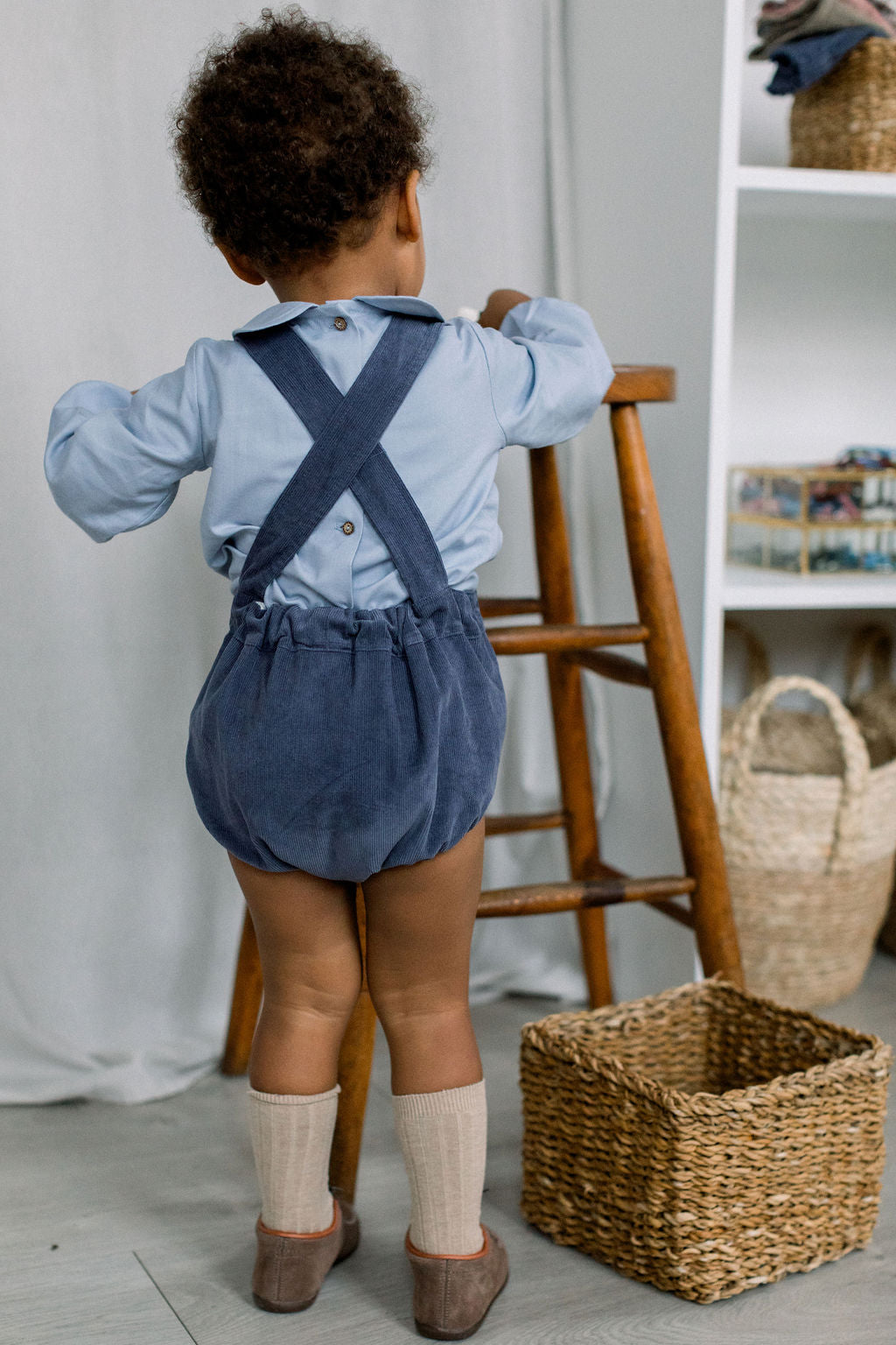 Basic ribbed knee-high socks