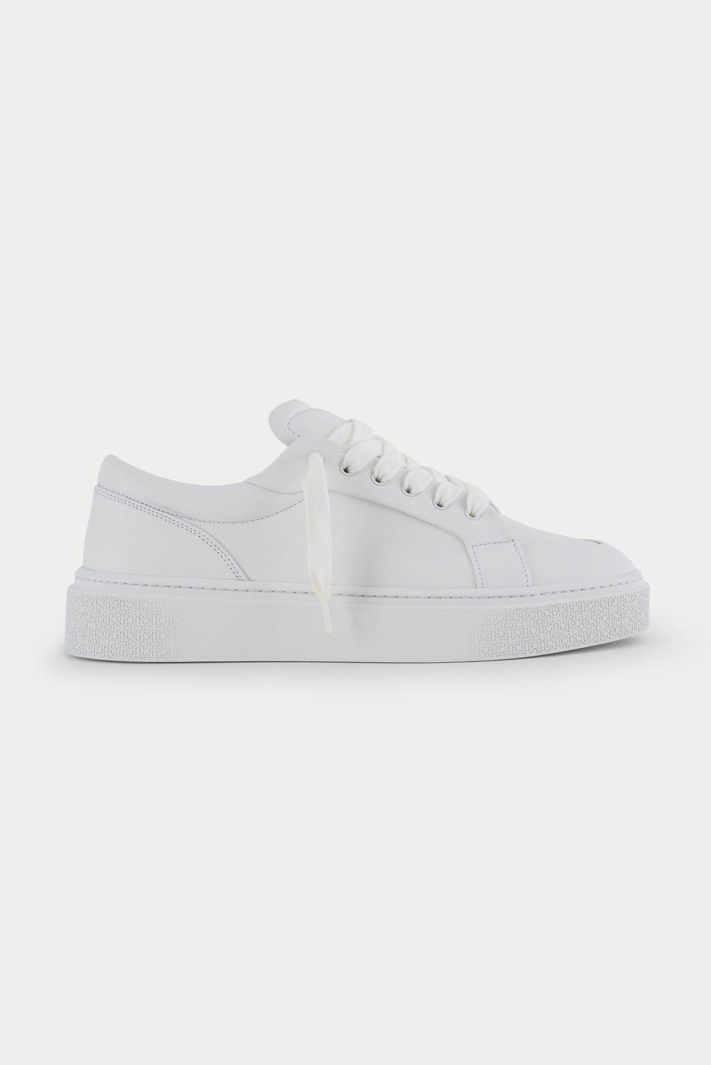 AXIS SNEAKER - CHALK WHITE
