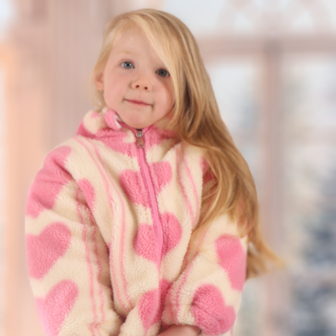 Girls pink fleece with oversized cream heart print — White Daisy