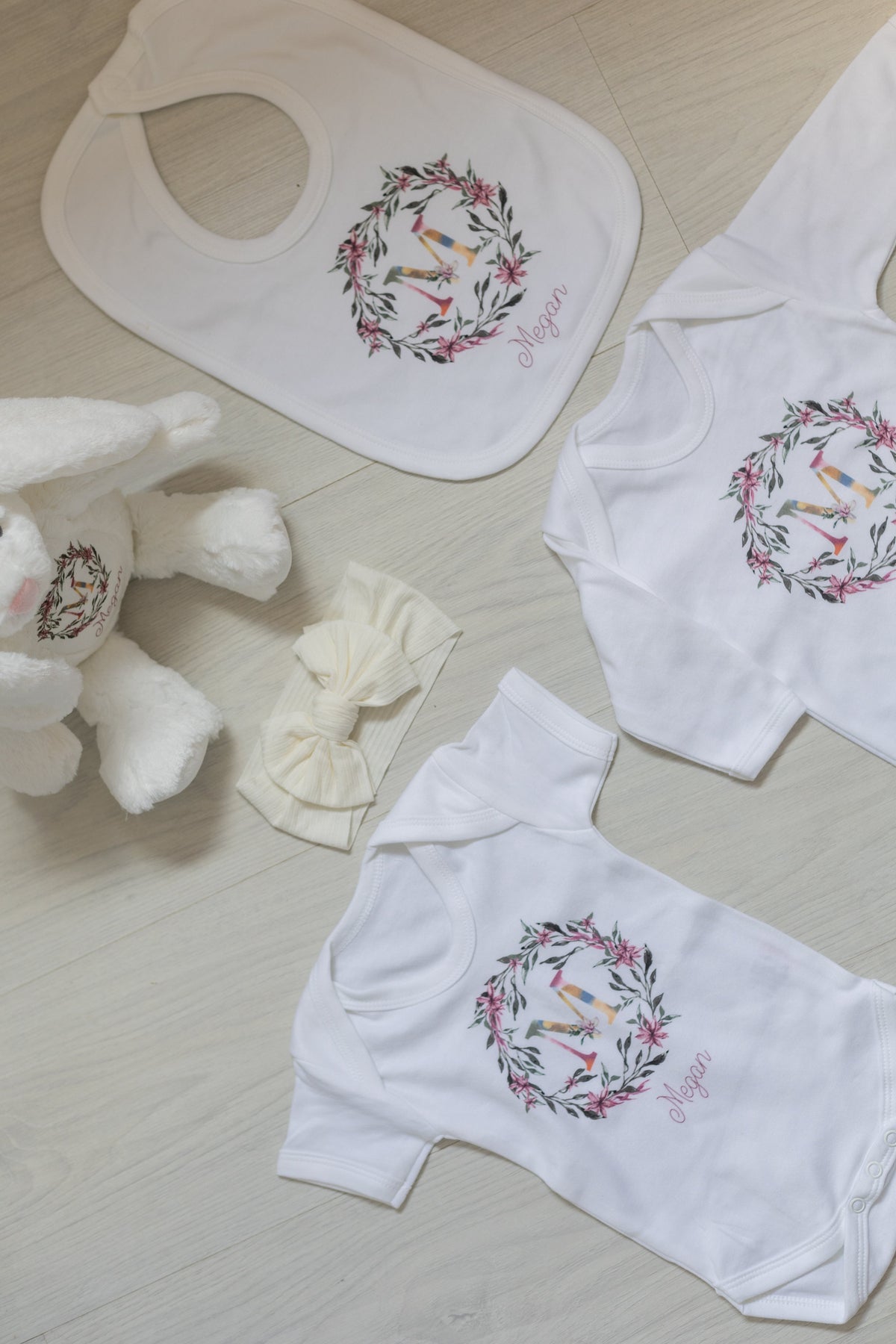 Luxury Personalised Baby Gift Set - Lilah Wreath Design