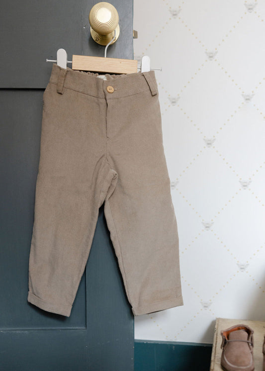 Cuffed Long Trousers in Corduroy