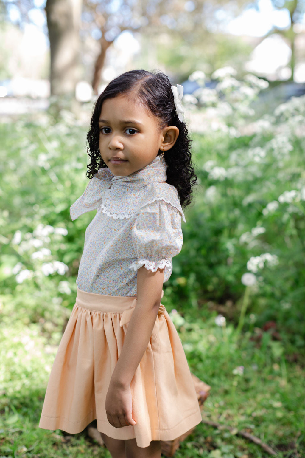 Skirt with bow