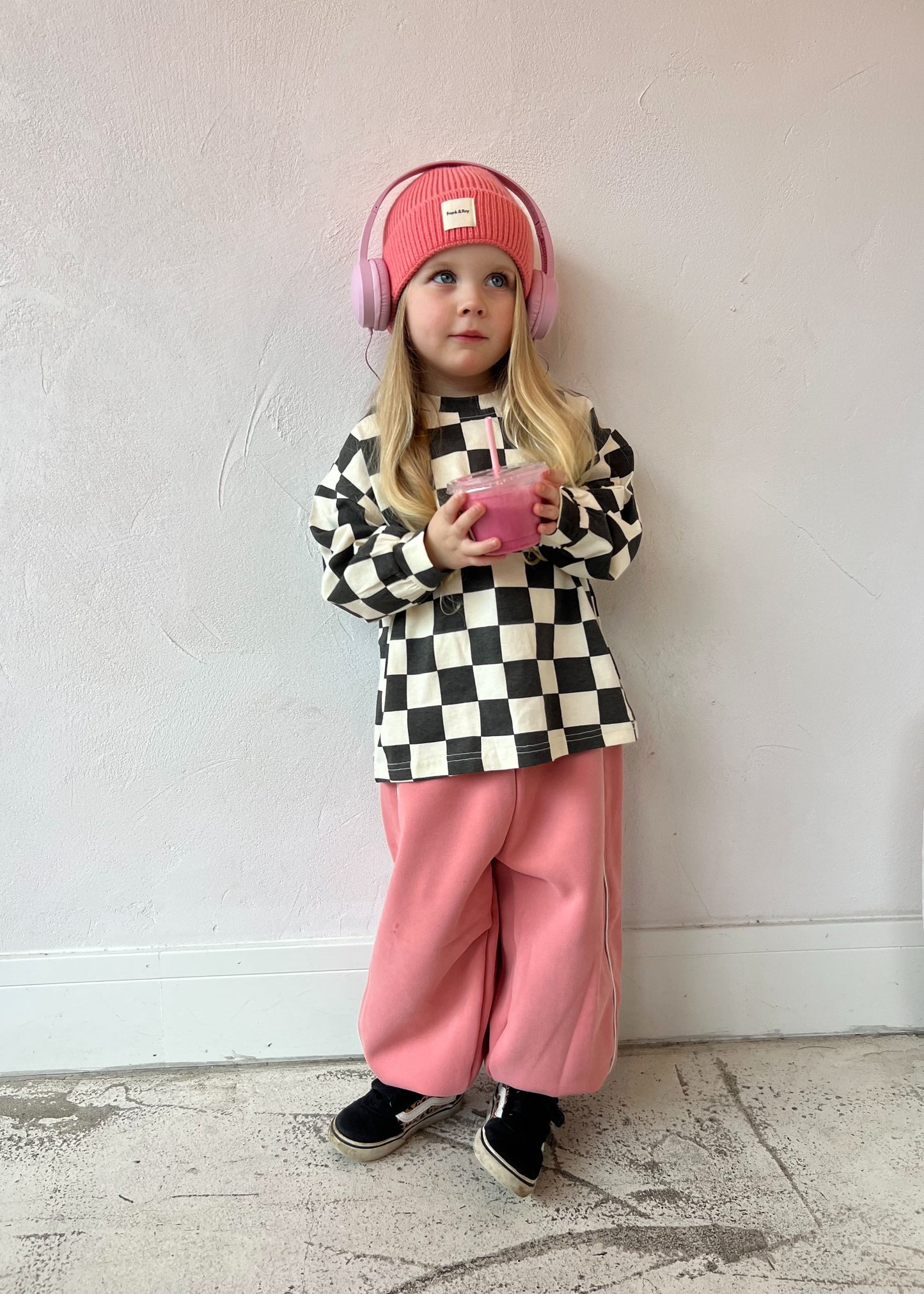Lux Knit Beanie Strawberry in Pink