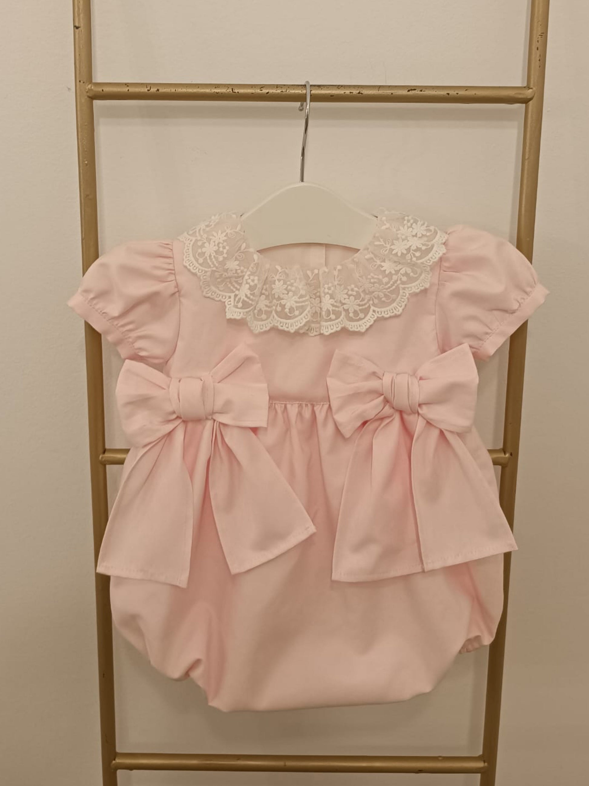 Puro Mimo pink lace collar bow romper - Rose & Albert