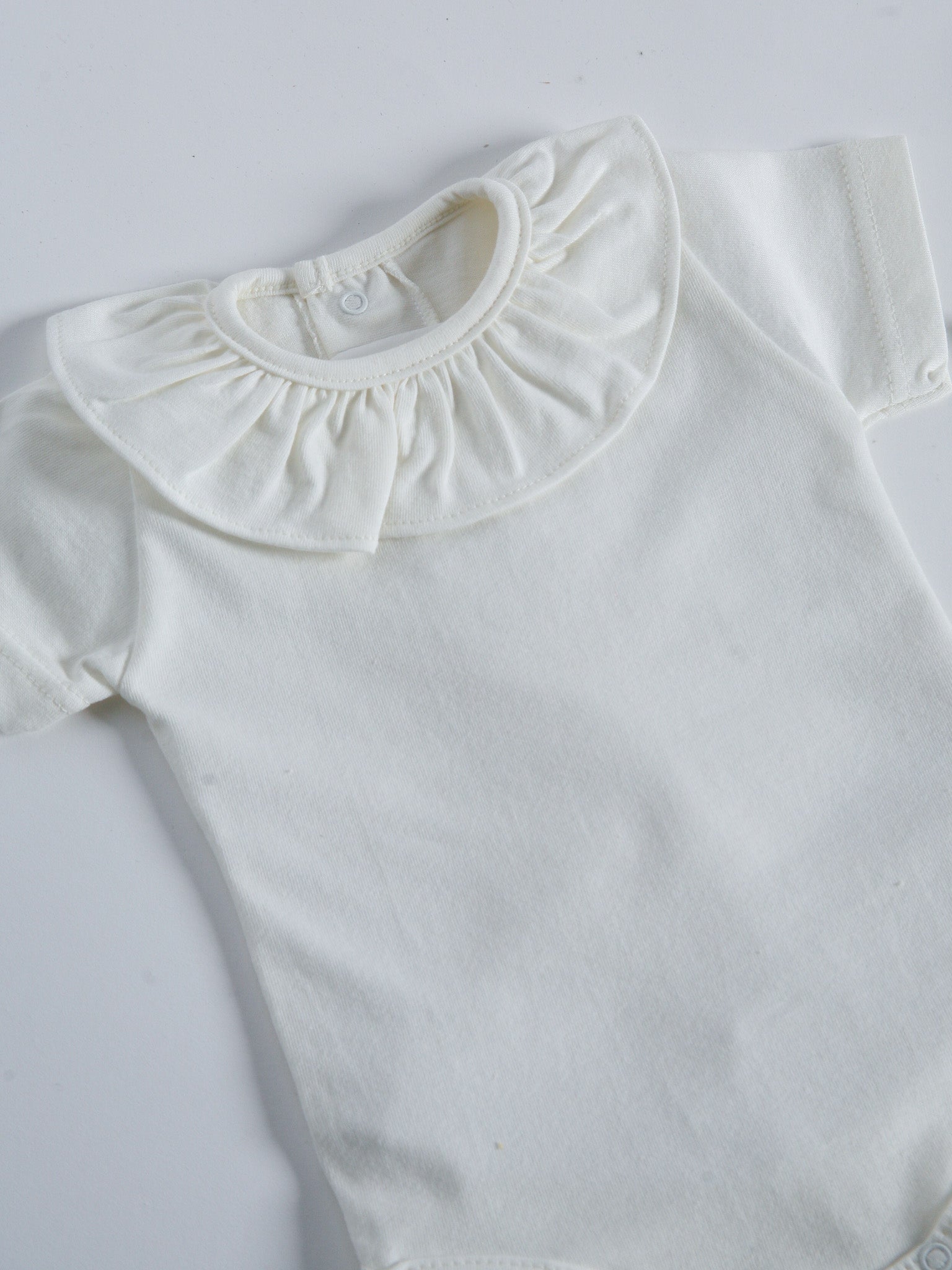 Calamaro Baby Ivory Frill Collar Short Sleeve Vest - Rose & Albert