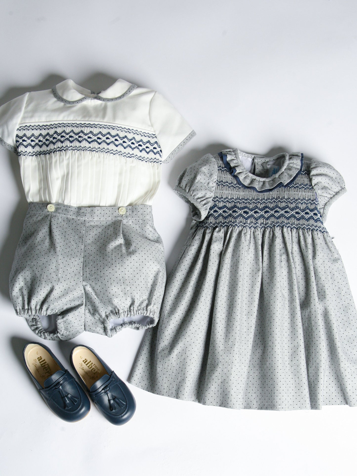 Artesanias Filita 'Tomas' Grey & Navy Smocked Short Set - Rose & Albert