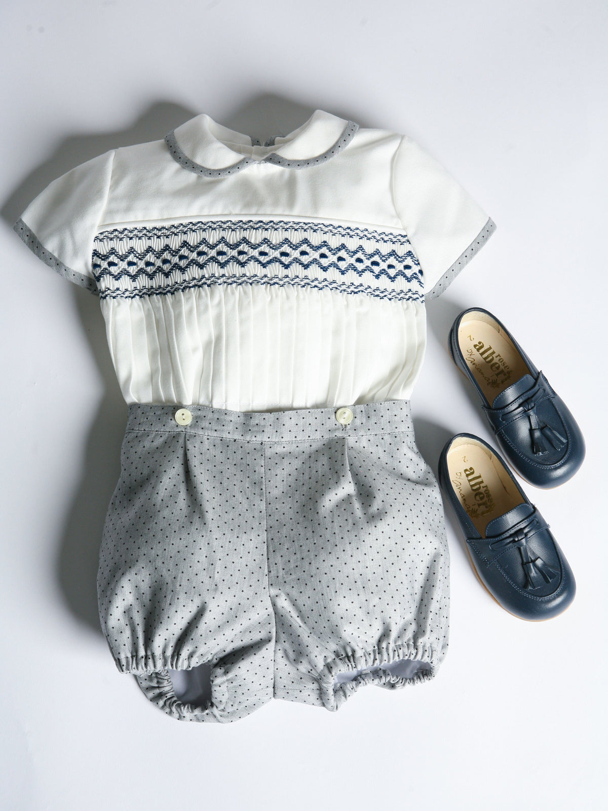 Artesanias Filita 'Tomas' Grey & Navy Smocked Short Set - Rose & Albert