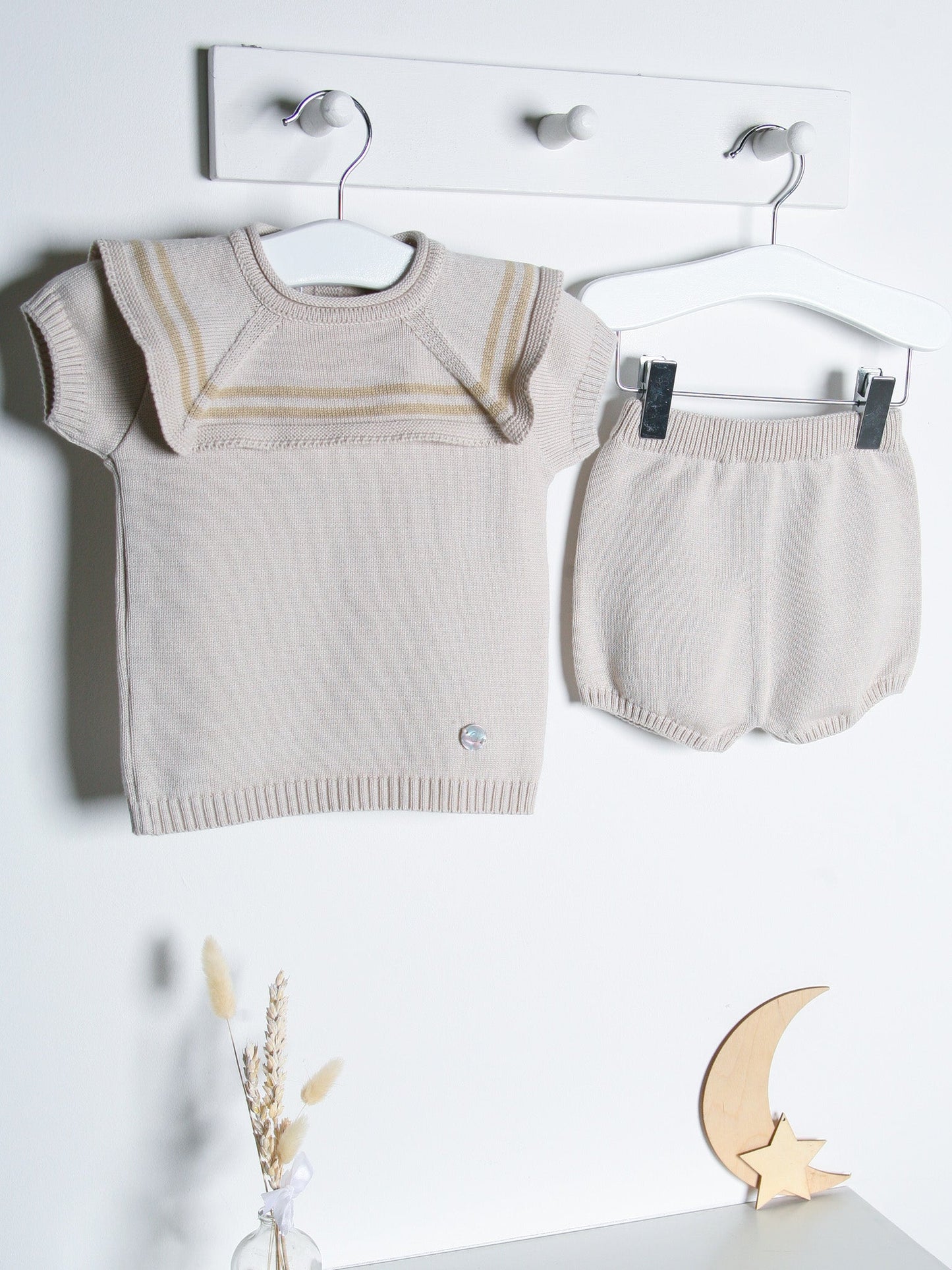 'Archie' beige knitted short set with sailor collar - Rose & Albert