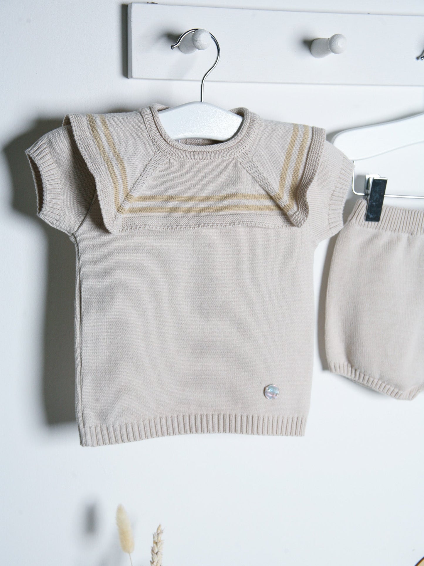 'Archie' beige knitted short set with sailor collar - Rose & Albert