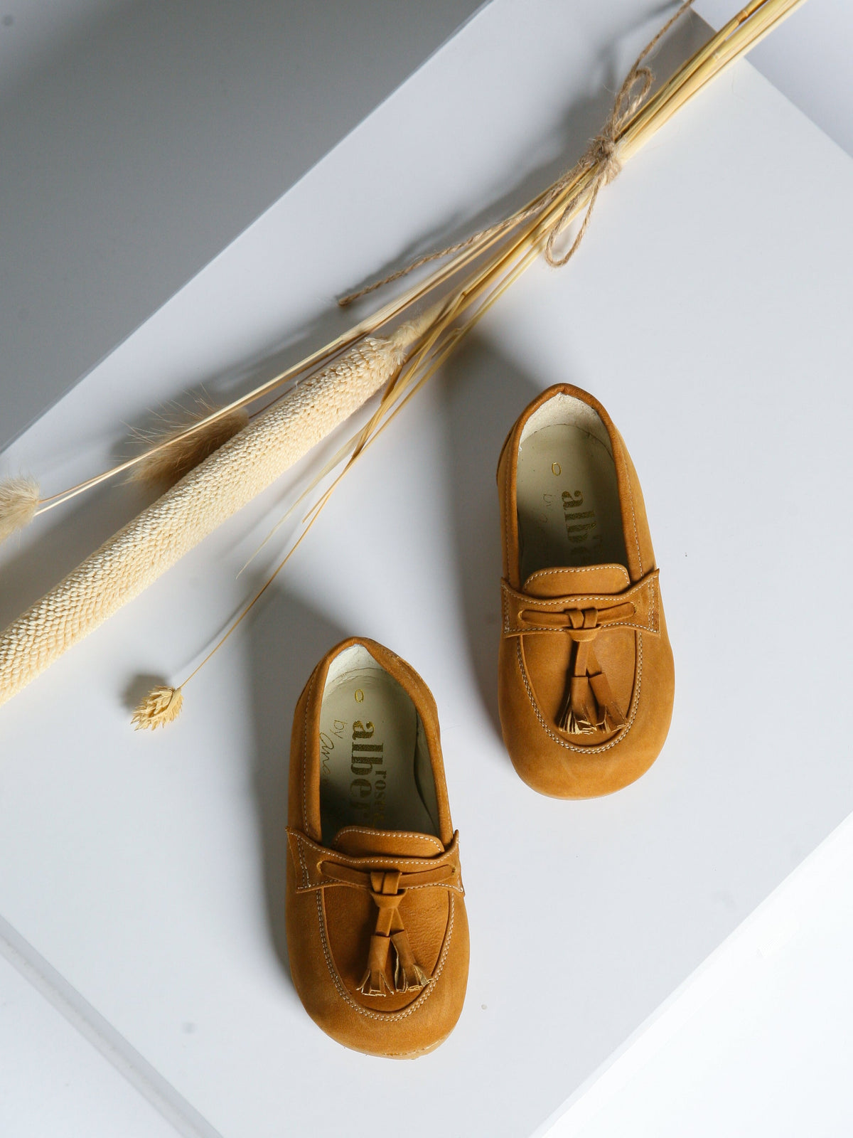 Ananas Petit x Rose & Albert Tan 'Teco' Suede Boat Shoes - Rose & Albert
