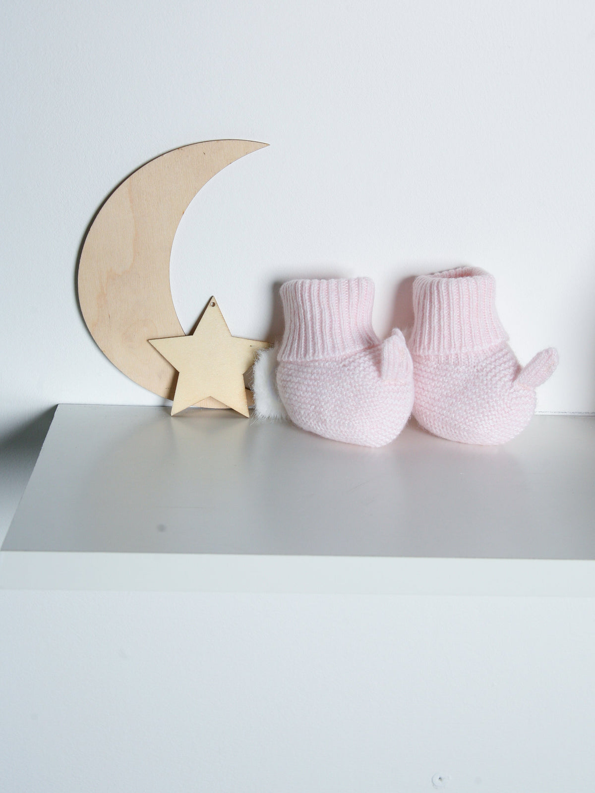 Wedoble Pink Cashmere Blend Bunny Knitted Booties - Rose & Albert