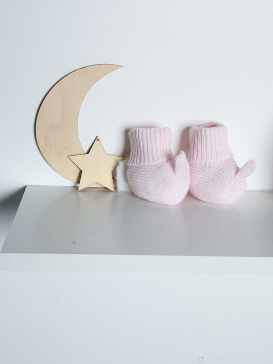 Wedoble Pink Cashmere Blend Bunny Knitted Booties - Rose & Albert