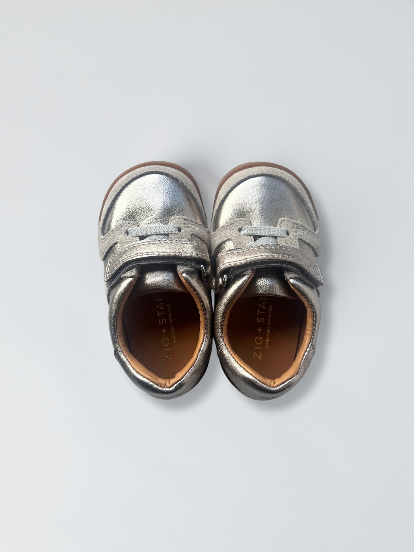 Jett Infant Barefoot Shoe Metallic Pewter