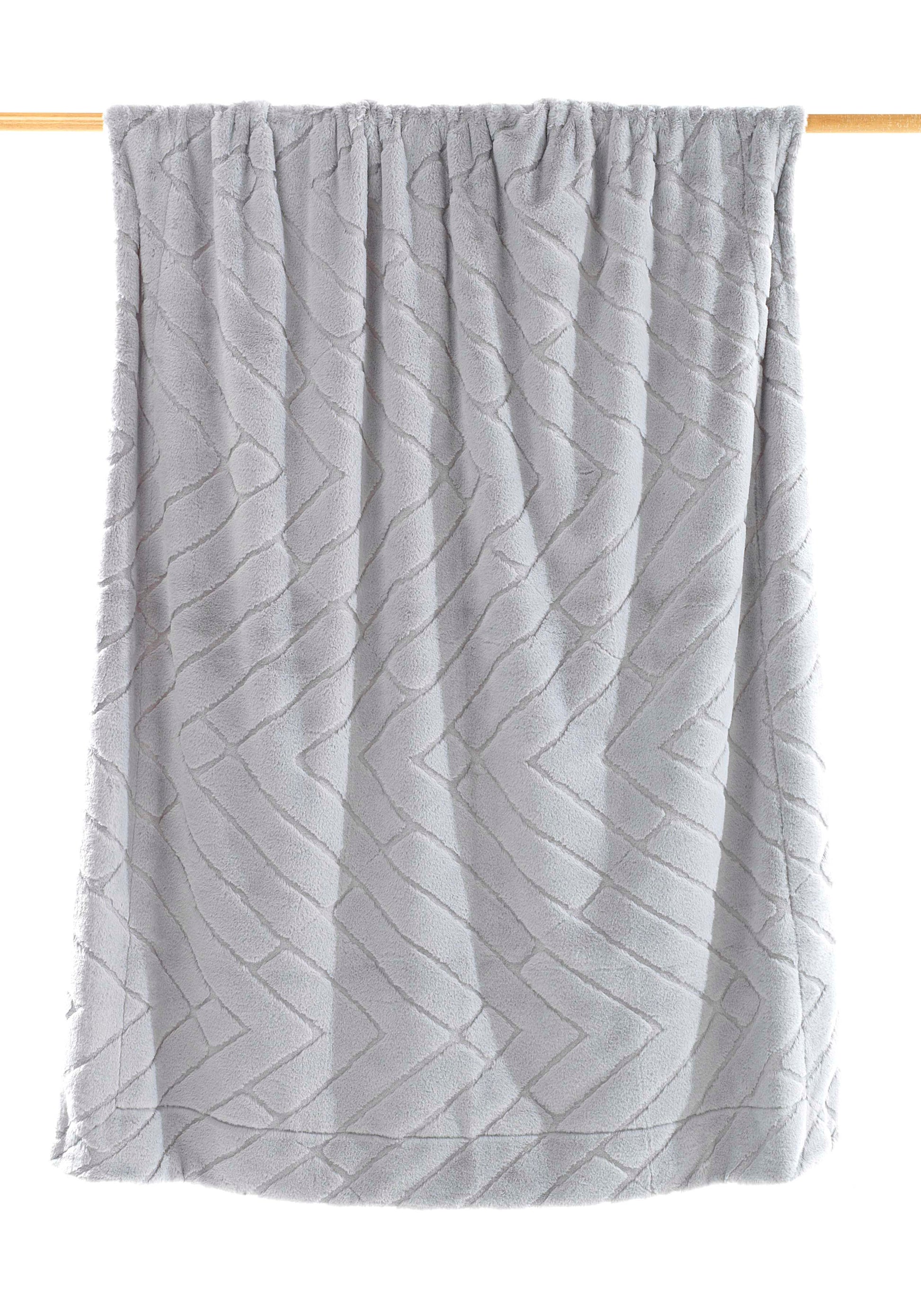 Mora Kaplan Interior Luxury Soft Fox Faux Fur Throw Blanket Mora UK Blankets mora-uk.myshopify.com mora-kaplan-interior-luxury-soft-fox-faux-fur-throw-blanket 230x270cm / Grey K08/16 10off, 20off, _upsell_mora-sofing-mink-personalised-microfibre-soft-sofa-blanket, adult, allproducts, BFCM20, black, blanket, faux, fox, fur, gift, interior, mora, pattern, polyester, summersale24, throw, white