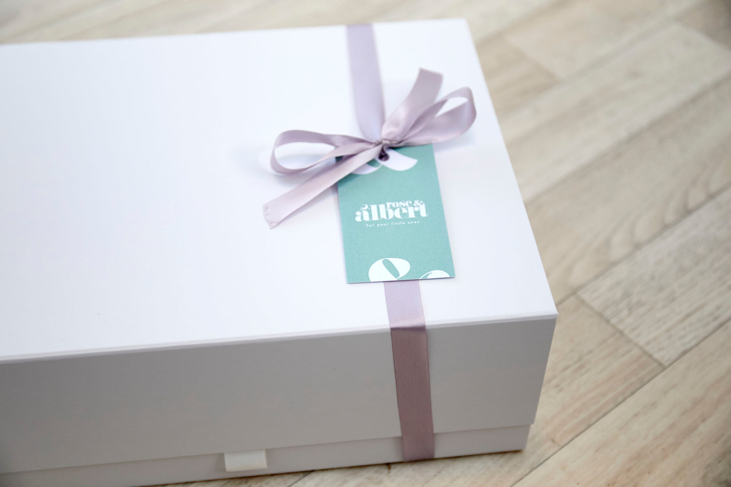 Rose and Albert gift box - Rose & Albert