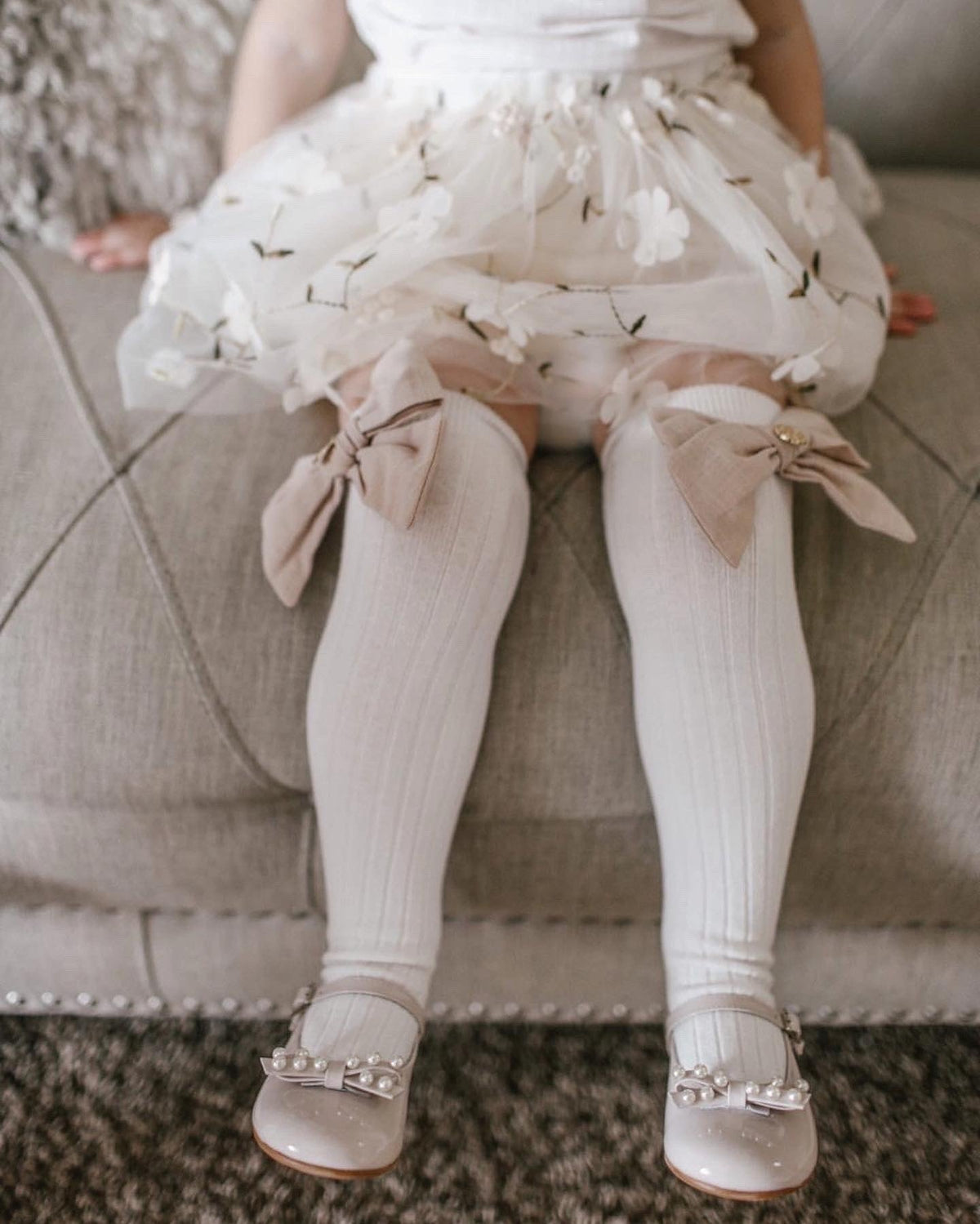 Petit Maison Emma Linen Bow Socks - Rose & Albert