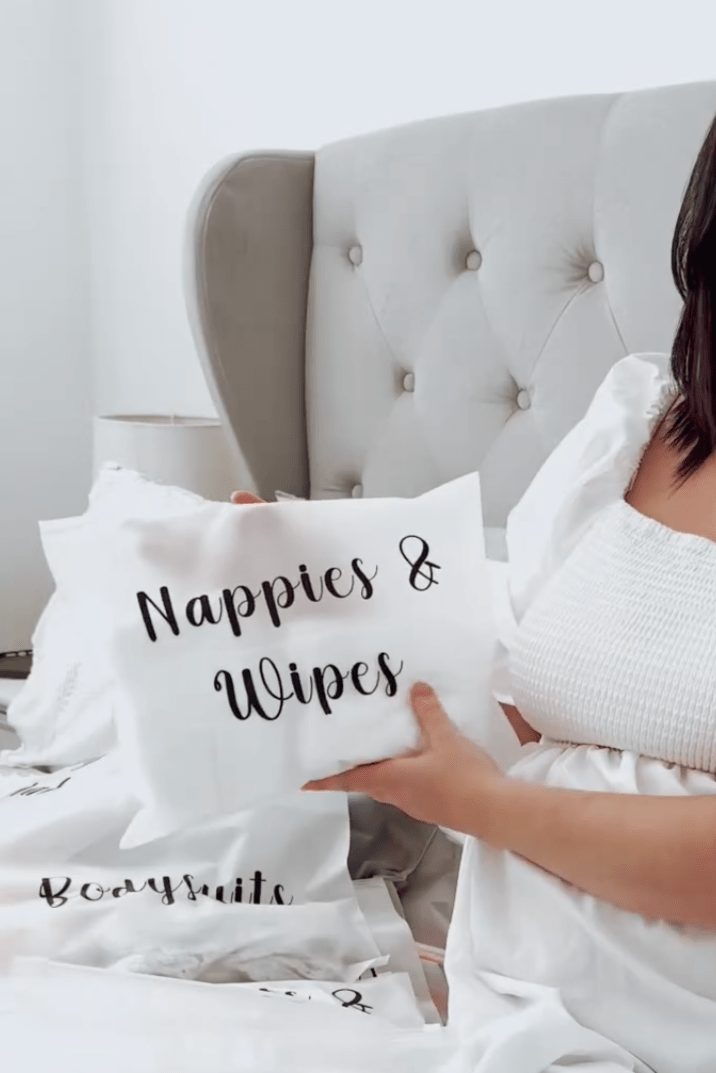 Maternity Bag Organizers x14 | Zip Lock Reusable Bags Set | Baby Shower Essentials - Cozy Crew Club