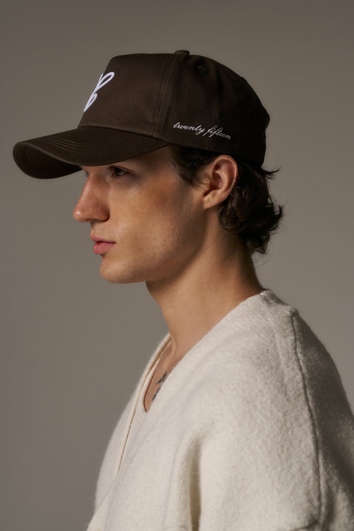 C SCRIPT CAP - BROWN