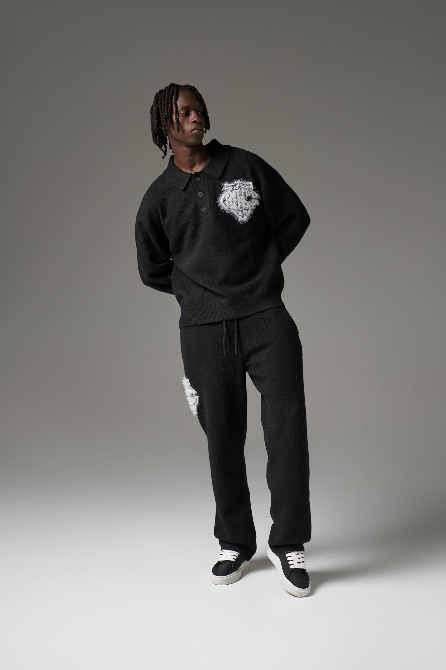 MONOGRAM FLUFFY KNIT POLO - BLACK