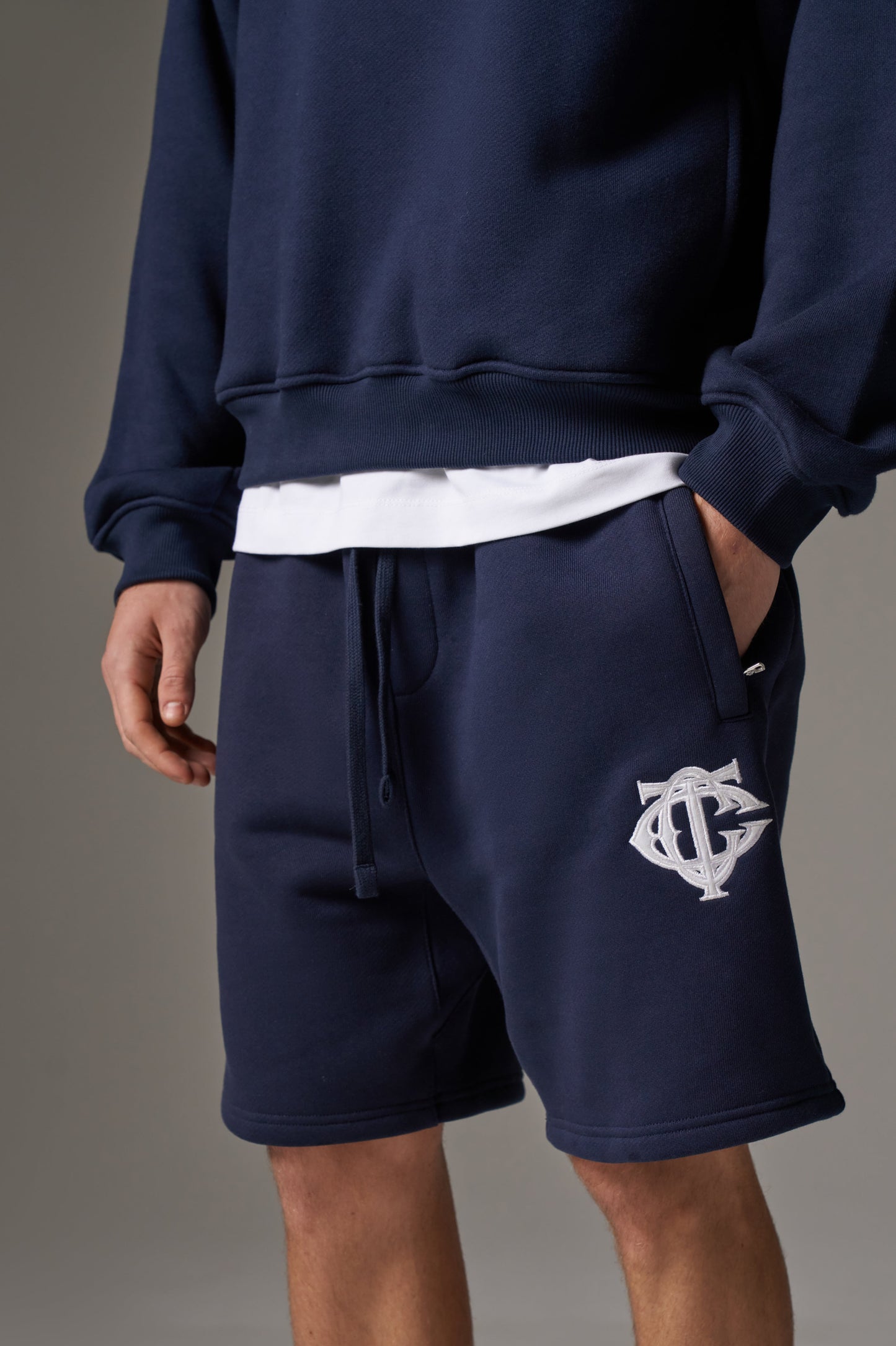 HEAVYWEIGHT MONOGRAM SHORTS - NAVY
