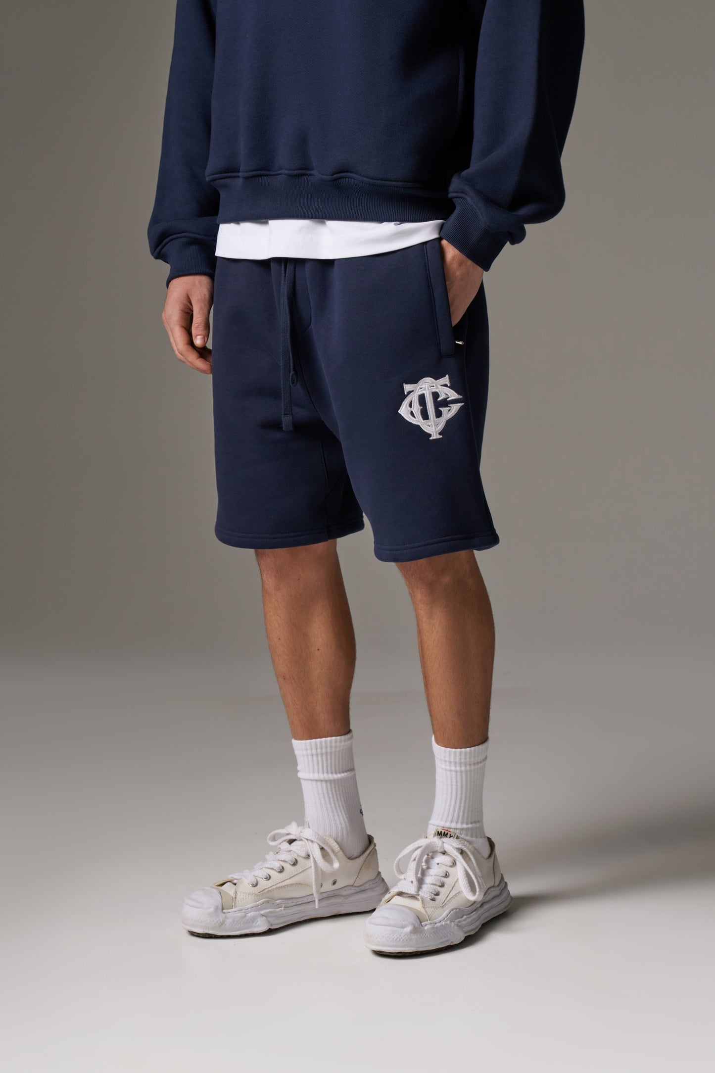 HEAVYWEIGHT MONOGRAM SHORTS - NAVY