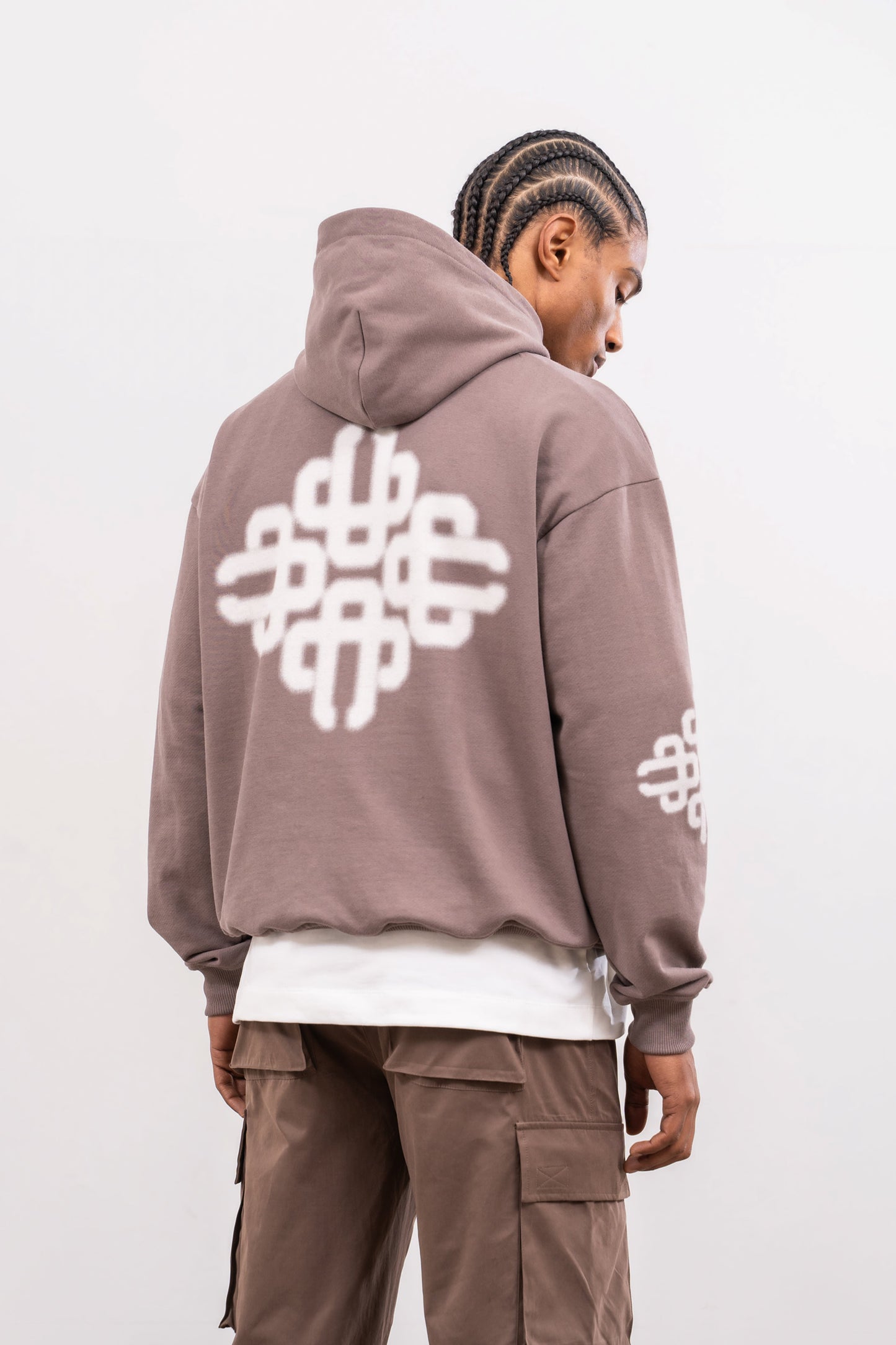 BLURRED EMBLEM GRAPHIC HOODIE - BROWN